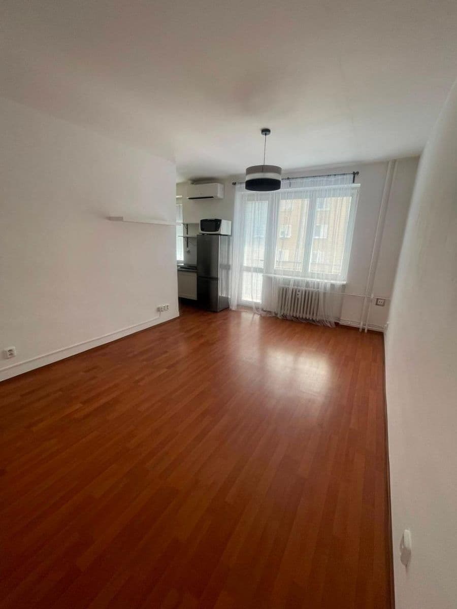 Studio flat to rent, 27 m², Dřevařská, Brno, Jihomoravský Region Studio flat to rent, 27 m², Dřevařská, Brno, Jihomoravský Region