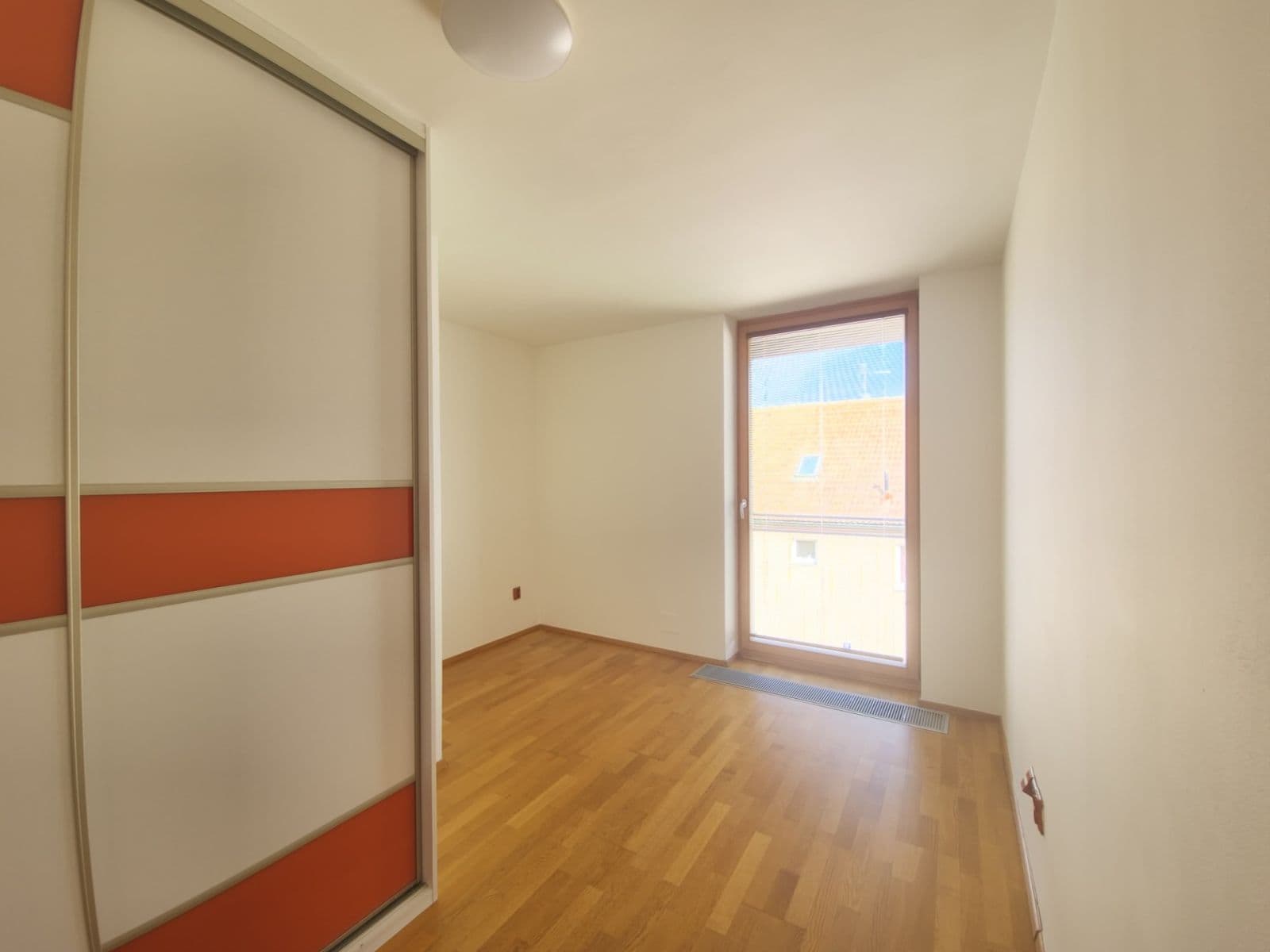 3 bedroom with open-plan kitchen flat for sale, 92 m², Pod Hliništěm, Prague, Prague 3 bedroom with open-plan kitchen flat for sale, 92 m², Pod Hliništěm, Prague, Prague