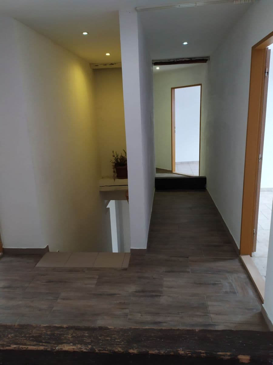 4 bedroom with open-plan kitchen flat to rent, 160 m², Politických vězňů, Holýšov, Plzeňský Region 4 bedroom with open-plan kitchen flat to rent, 160 m², Politických vězňů, Holýšov, Plzeňský Region