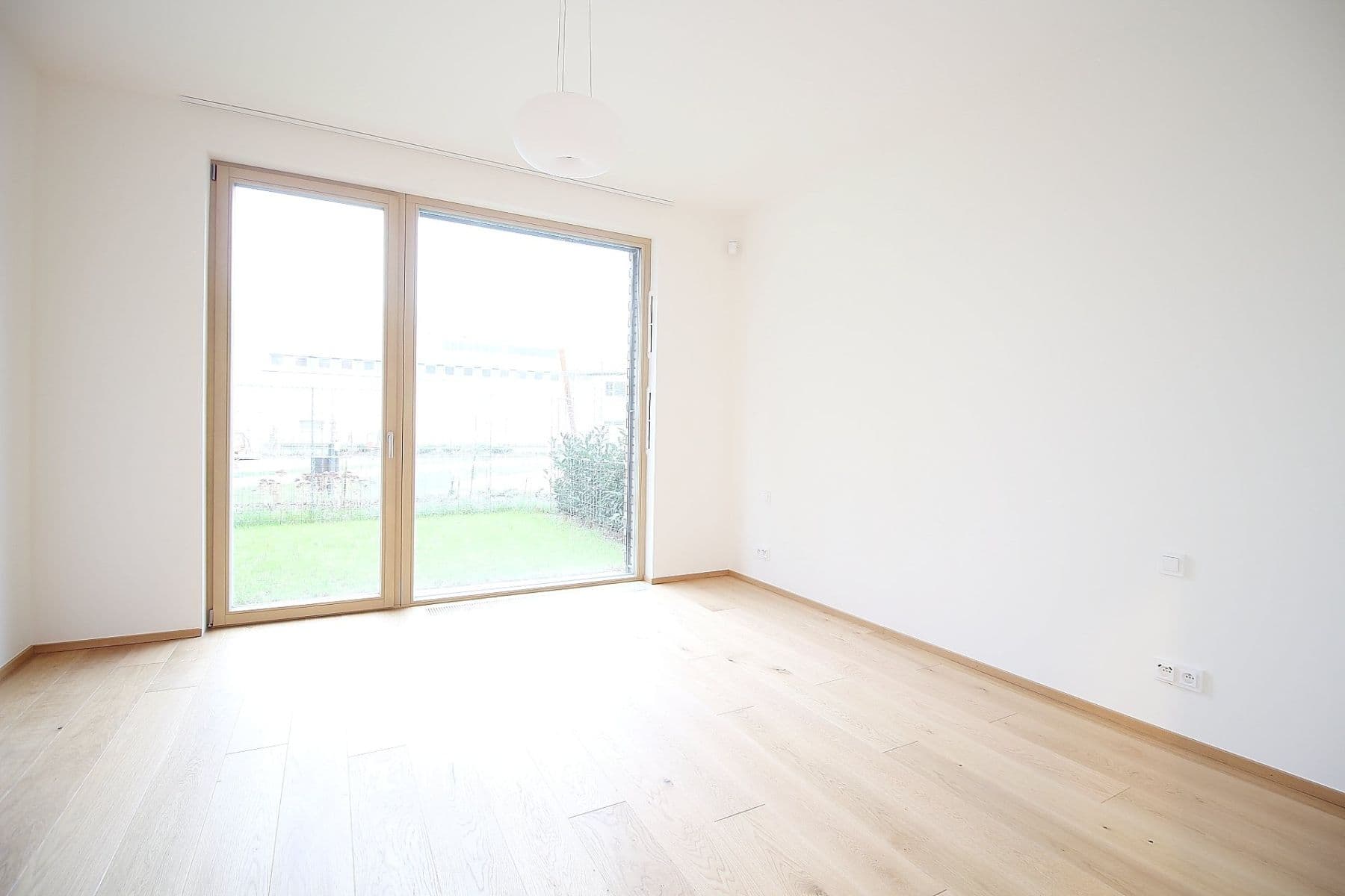 2 bedroom with open-plan kitchen flat to rent, 94 m², Pod Juliskou, Prague, Prague 2 bedroom with open-plan kitchen flat to rent, 94 m², Pod Juliskou, Prague, Prague