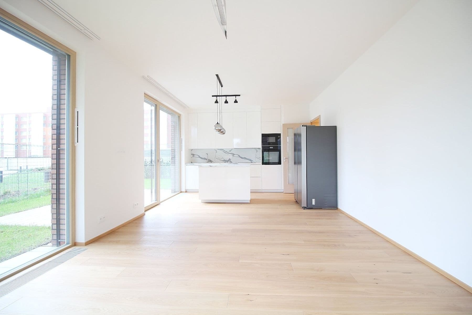 2 bedroom with open-plan kitchen flat to rent, 94 m², Pod Juliskou, Prague, Prague 2 bedroom with open-plan kitchen flat to rent, 94 m², Pod Juliskou, Prague, Prague