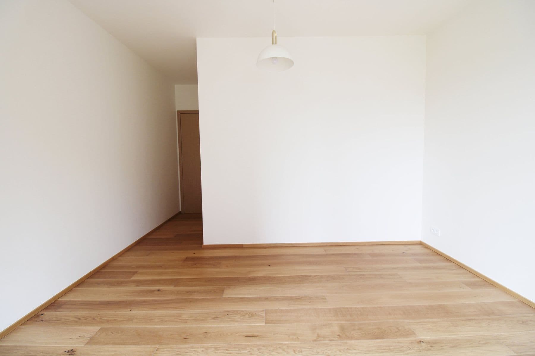 2 bedroom with open-plan kitchen flat to rent, 94 m², Pod Juliskou, Prague, Prague 2 bedroom with open-plan kitchen flat to rent, 94 m², Pod Juliskou, Prague, Prague