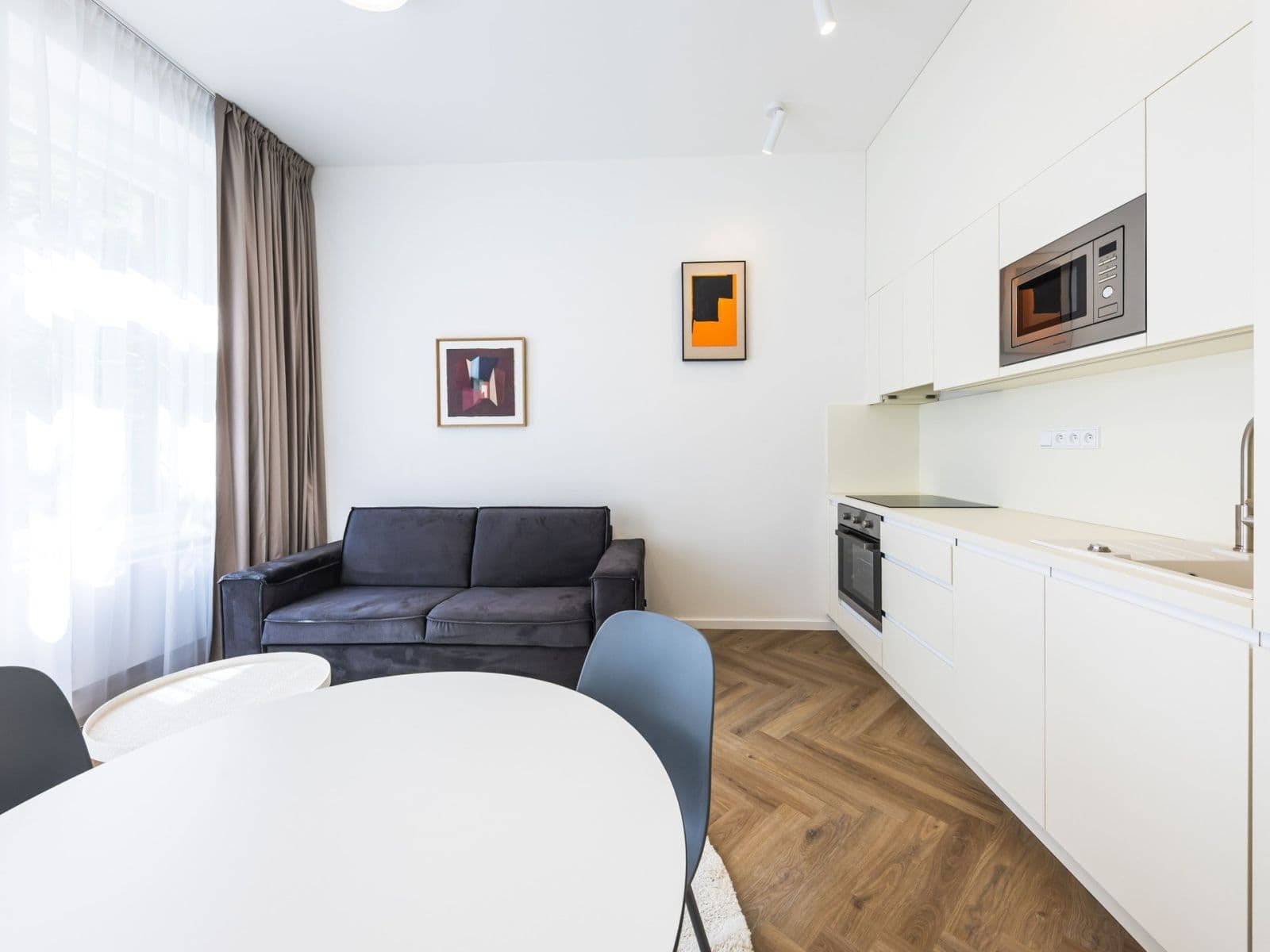 1 bedroom with open-plan kitchen flat to rent, 41 m², Sázavská, Prague, Prague 1 bedroom with open-plan kitchen flat to rent, 41 m², Sázavská, Prague, Prague
