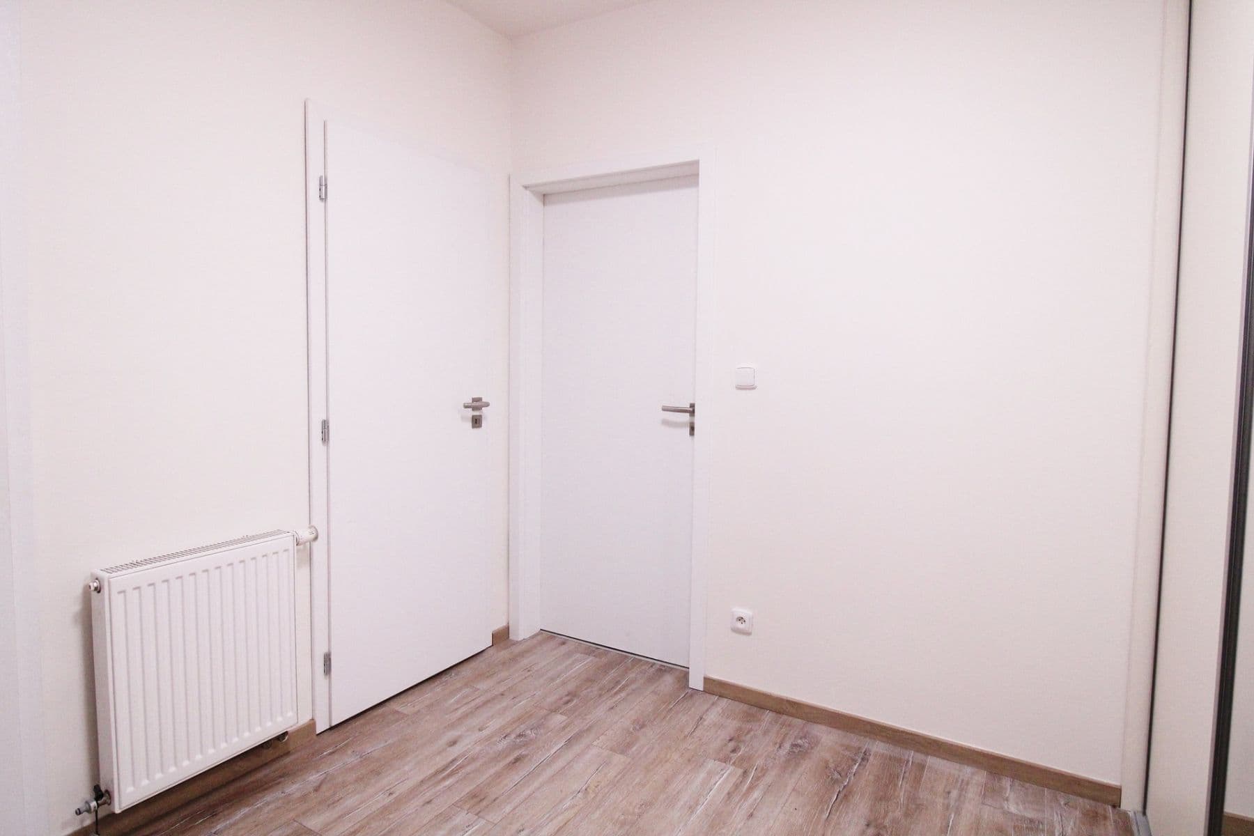 2 bedroom with open-plan kitchen flat to rent, 88 m², Branov, Středočeský Region 2 bedroom with open-plan kitchen flat to rent, 88 m², Branov, Středočeský Region