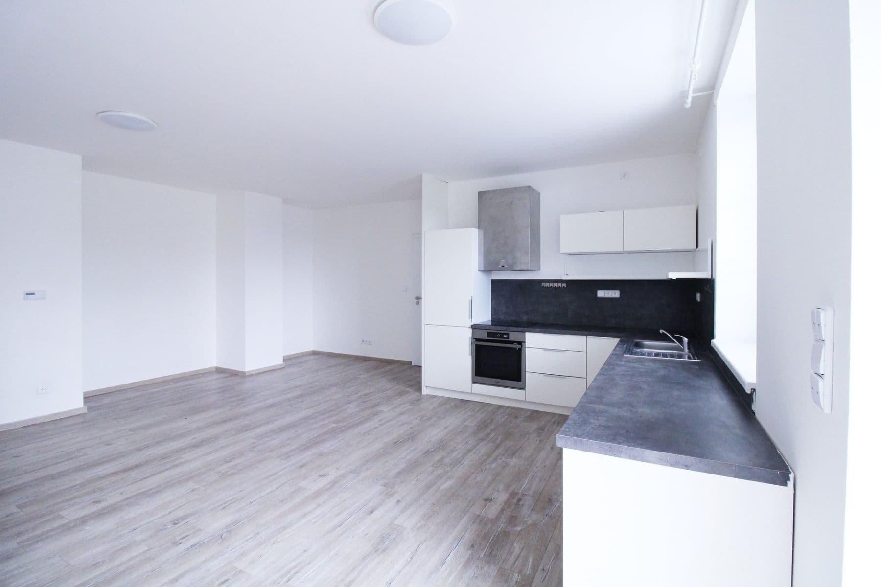 2 bedroom with open-plan kitchen flat to rent, 88 m², Branov, Středočeský Region 2 bedroom with open-plan kitchen flat to rent, 88 m², Branov, Středočeský Region
