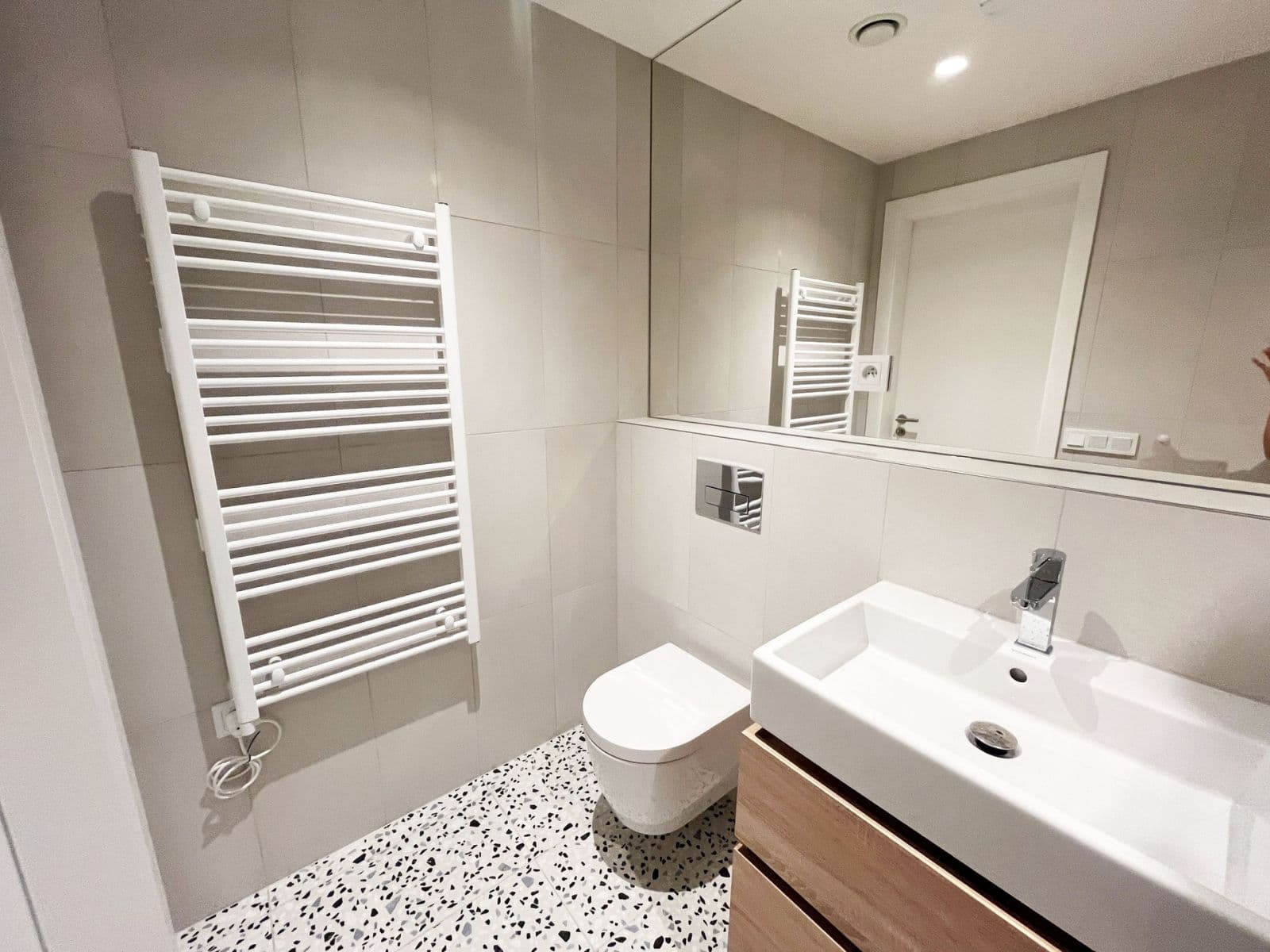 Studio flat to rent, 39 m², U Komína, Prague, Prague Studio flat to rent, 39 m², U Komína, Prague, Prague