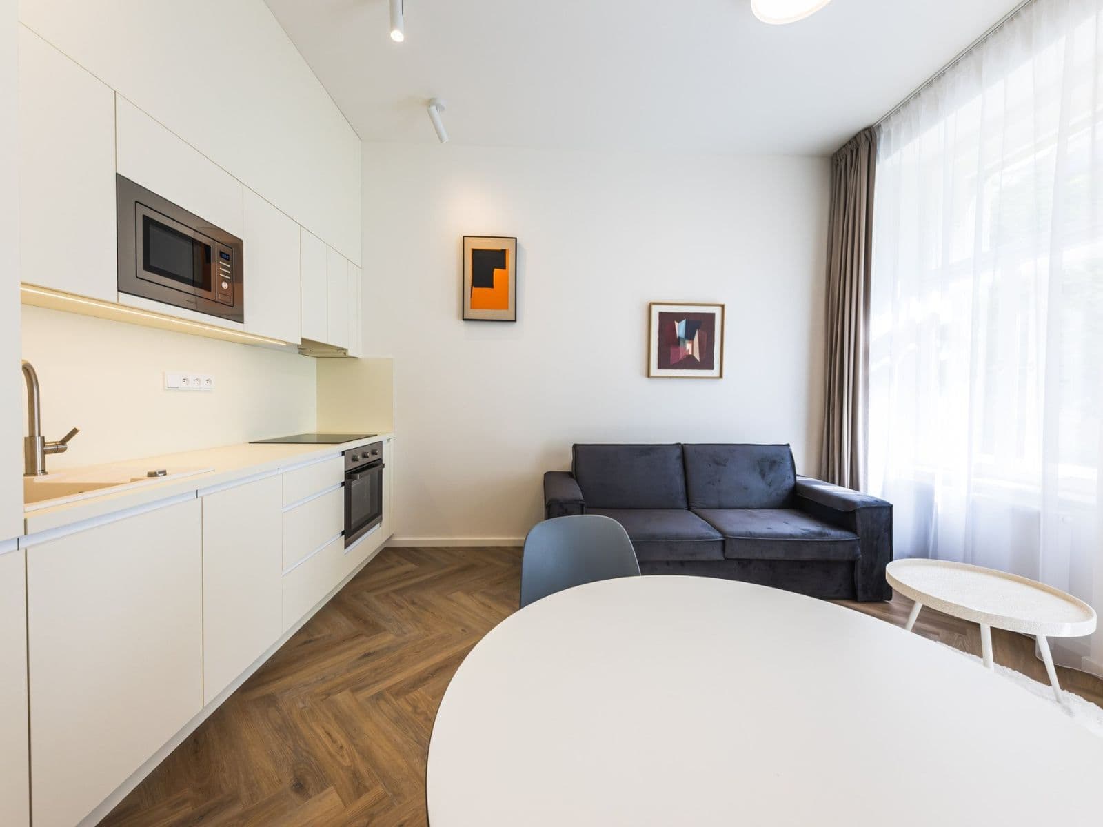 1 bedroom with open-plan kitchen flat to rent, 42 m², Sázavská, Prague, Prague 1 bedroom with open-plan kitchen flat to rent, 42 m², Sázavská, Prague, Prague
