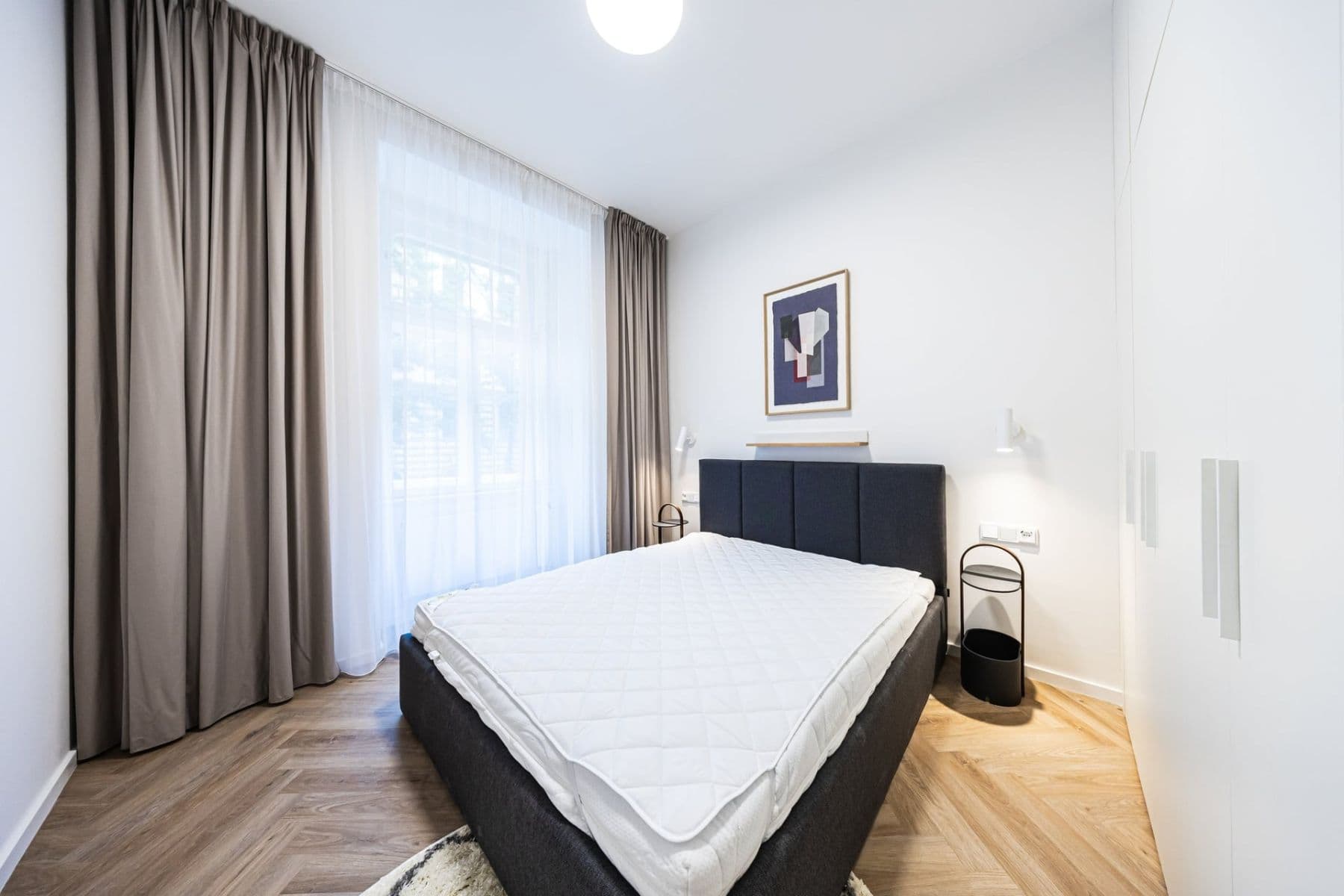 1 bedroom with open-plan kitchen flat to rent, 42 m², Sázavská, Prague, Prague 1 bedroom with open-plan kitchen flat to rent, 42 m², Sázavská, Prague, Prague