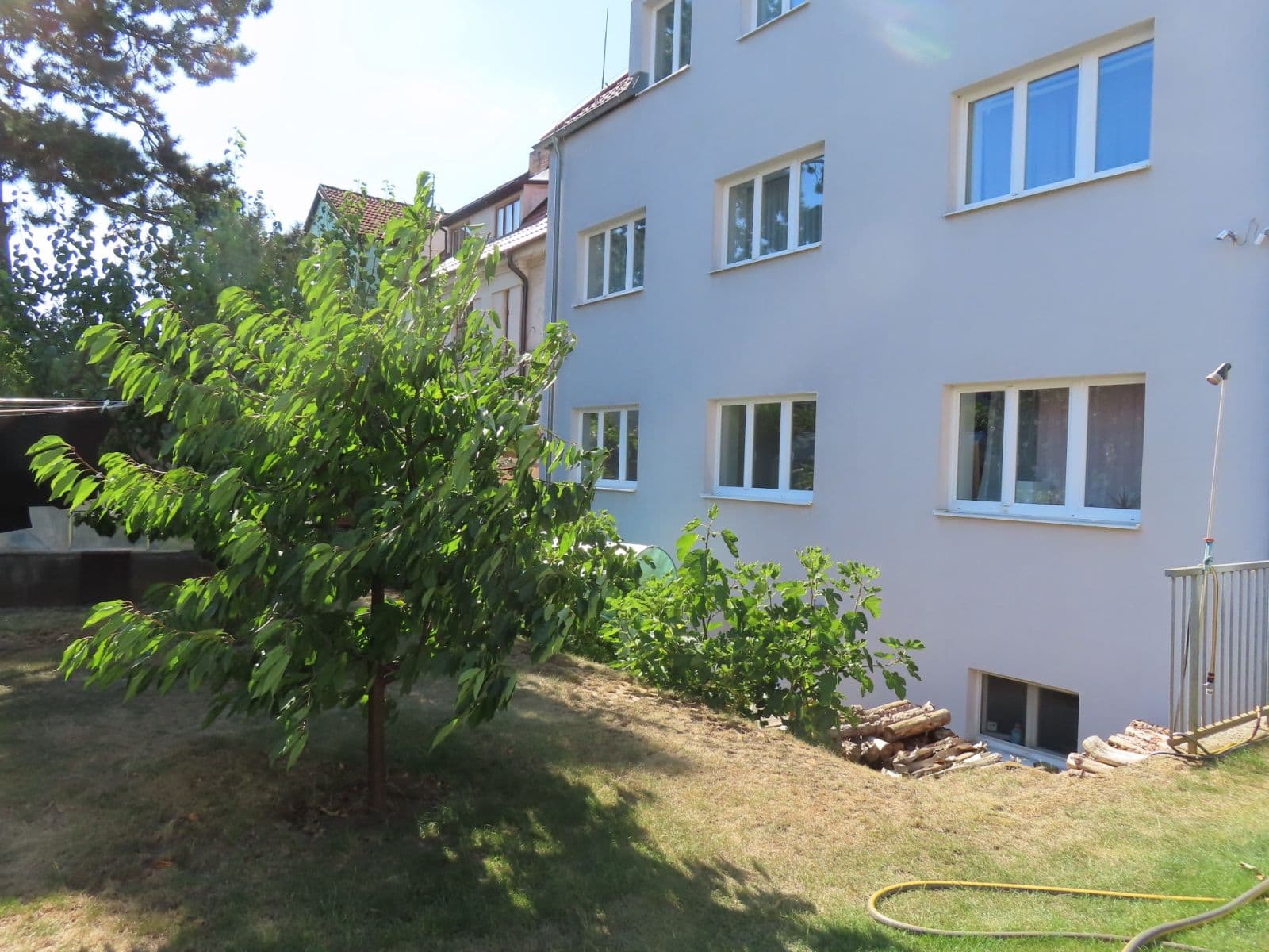 2 bedroom with open-plan kitchen flat to rent, 58 m², Vlnitá, Prague, Prague 2 bedroom with open-plan kitchen flat to rent, 58 m², Vlnitá, Prague, Prague