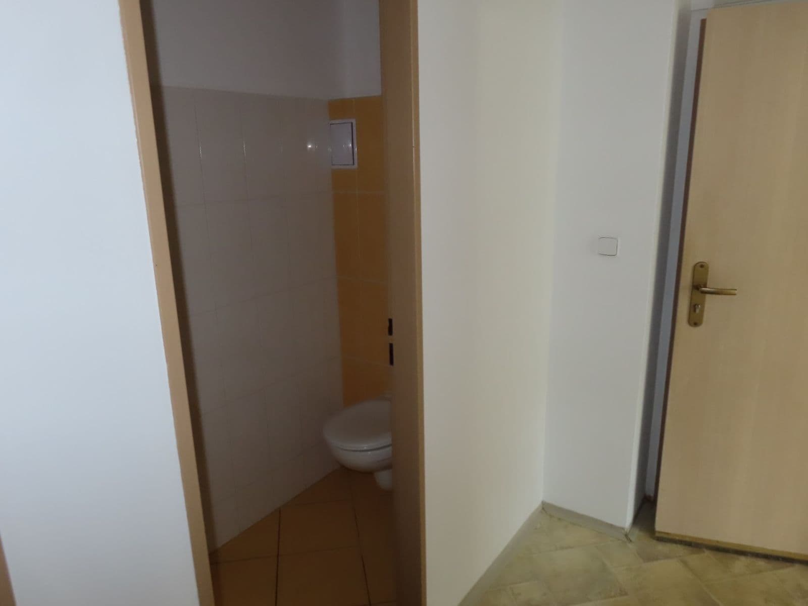 2 bedroom with open-plan kitchen flat to rent, 58 m², Vlnitá, Prague, Prague 2 bedroom with open-plan kitchen flat to rent, 58 m², Vlnitá, Prague, Prague