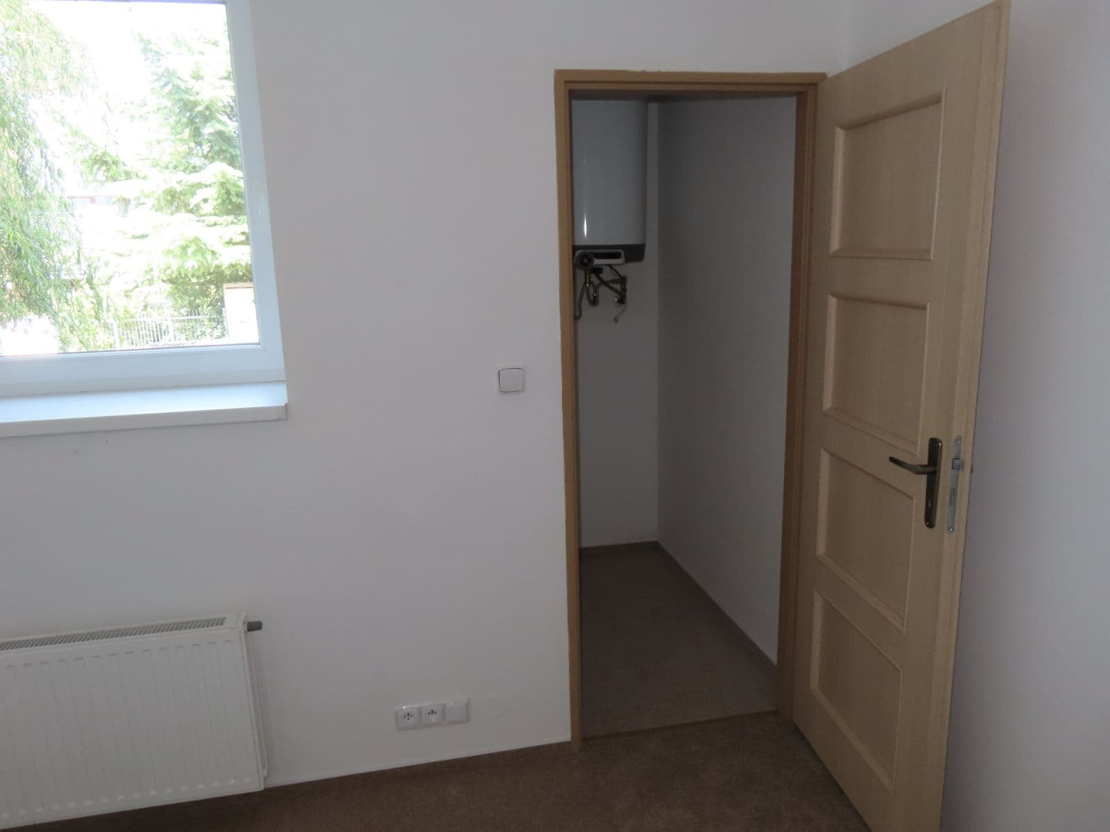 2 bedroom with open-plan kitchen flat to rent, 58 m², Vlnitá, Prague, Prague 2 bedroom with open-plan kitchen flat to rent, 58 m², Vlnitá, Prague, Prague