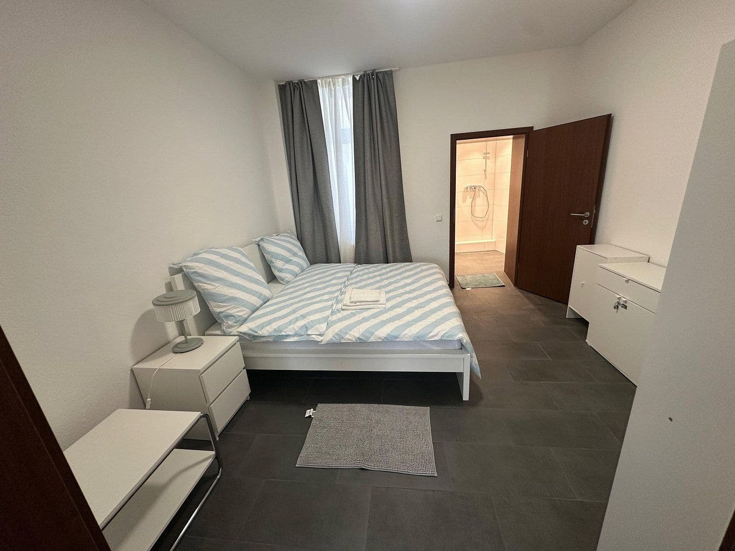 Studio flat to rent, 45 m², Am Ringerberg 36, Mönchengladbach, North Rhine-Westphalia Studio flat to rent, 45 m², Am Ringerberg 36, Mönchengladbach, North Rhine-Westphalia
