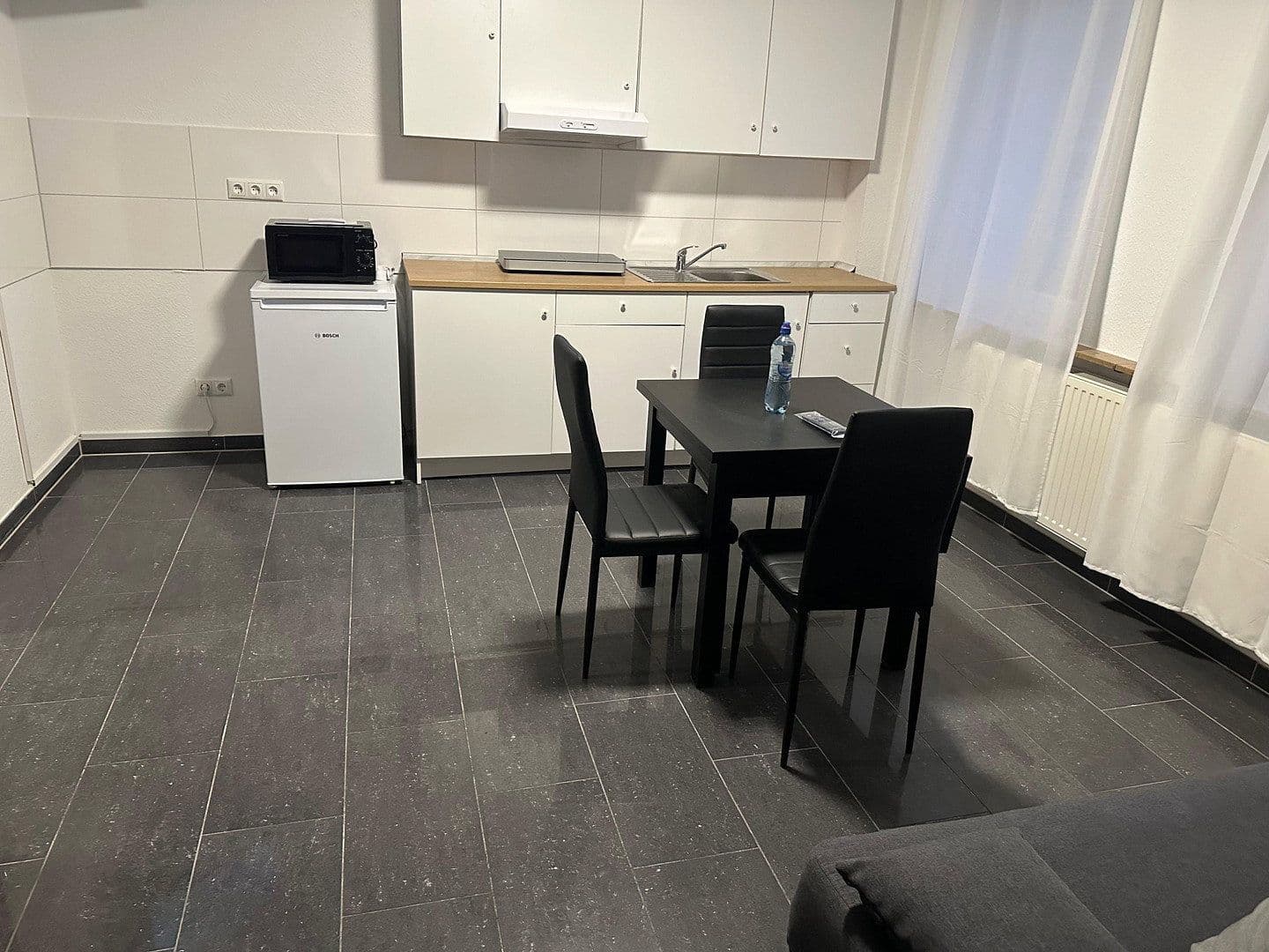 Studio flat to rent, 45 m², Am Ringerberg 36, Mönchengladbach, North Rhine-Westphalia Studio flat to rent, 45 m², Am Ringerberg 36, Mönchengladbach, North Rhine-Westphalia