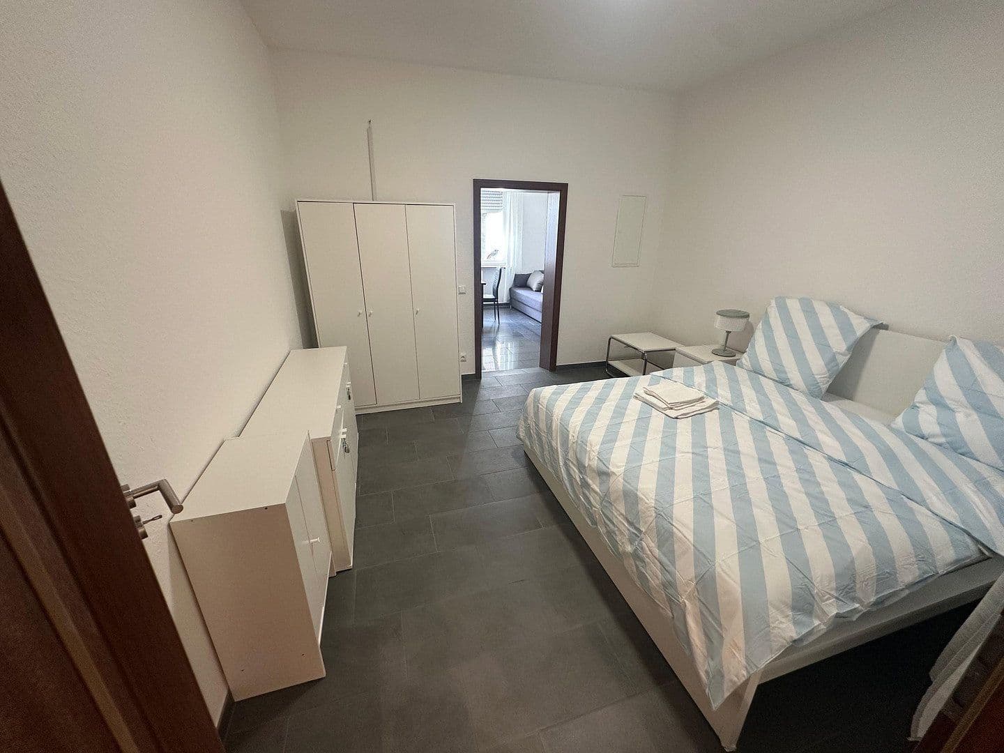 Studio flat to rent, 45 m², Am Ringerberg 36, Mönchengladbach, North Rhine-Westphalia Studio flat to rent, 45 m², Am Ringerberg 36, Mönchengladbach, North Rhine-Westphalia