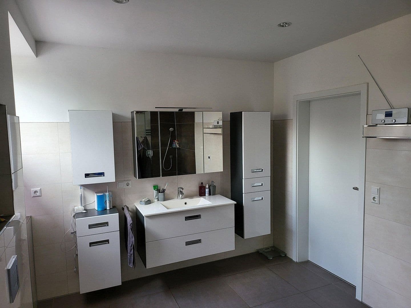 3 bedroom with open-plan kitchen flat to rent, 200 m², Waldenburger Straße 87, Glauchau, Saxony 3 bedroom with open-plan kitchen flat to rent, 200 m², Waldenburger Straße 87, Glauchau, Saxony