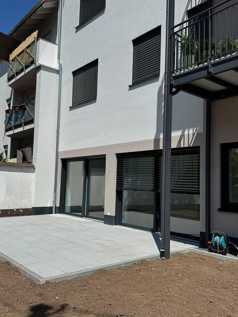 3 bedroom flat to rent, 121 m², Frankfurt am Main, Hesse 3 bedroom flat to rent, 121 m², Frankfurt am Main, Hesse