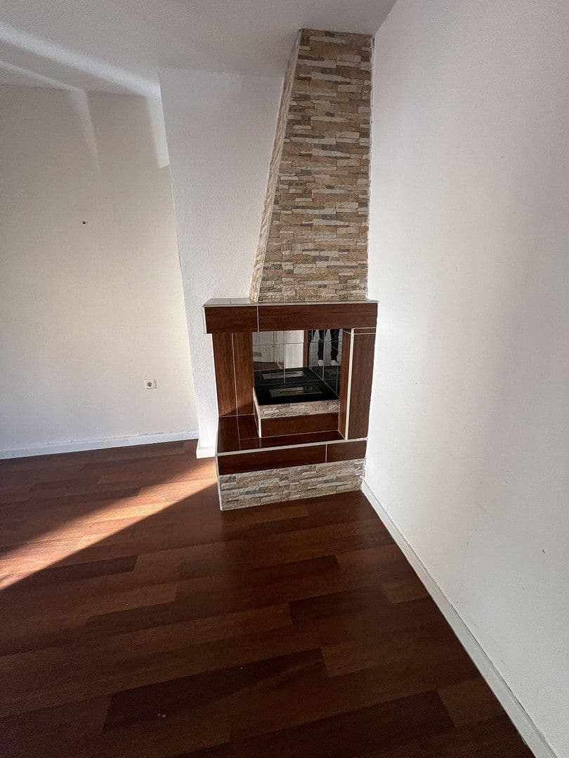 5 bedroom flat to rent, 115 m², Hochemmericher Str. 52, Duisburg, North Rhine-Westphalia 5 bedroom flat to rent, 115 m², Hochemmericher Str. 52, Duisburg, North Rhine-Westphalia