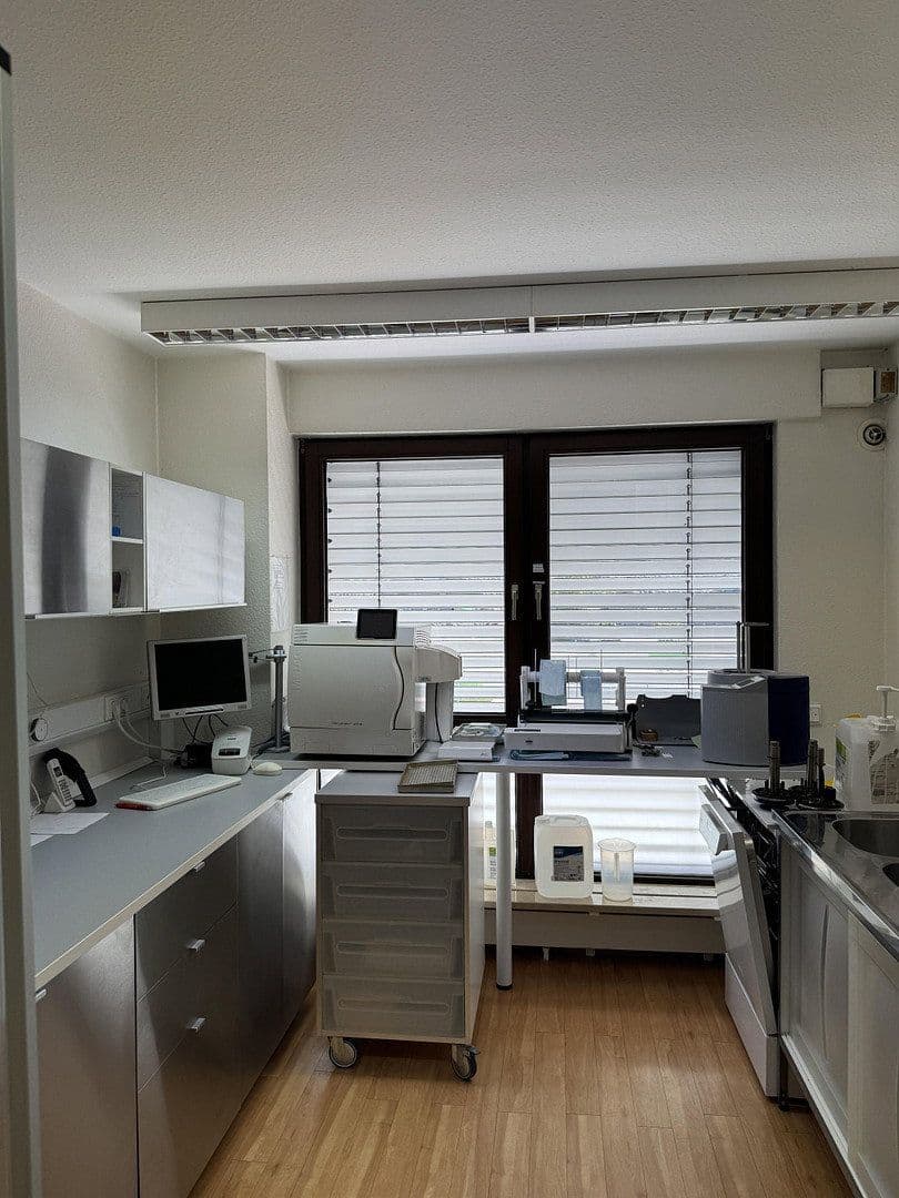 office to rent, 180 m², Beckhauser Str. 14, Erkrath, North Rhine-Westphalia office to rent, 180 m², Beckhauser Str. 14, Erkrath, North Rhine-Westphalia