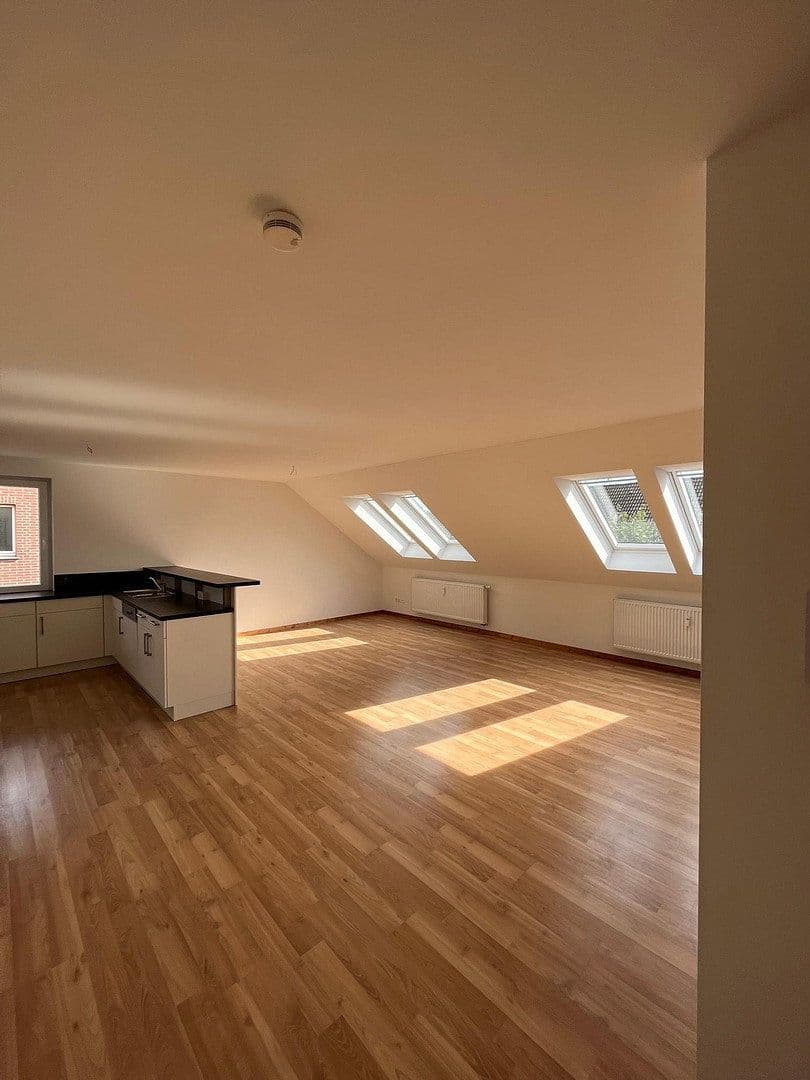 house for sale, 440 m², Bunnenbergstrasse 7, Garbsen, Lower Saxony house for sale, 440 m², Bunnenbergstrasse 7, Garbsen, Lower Saxony