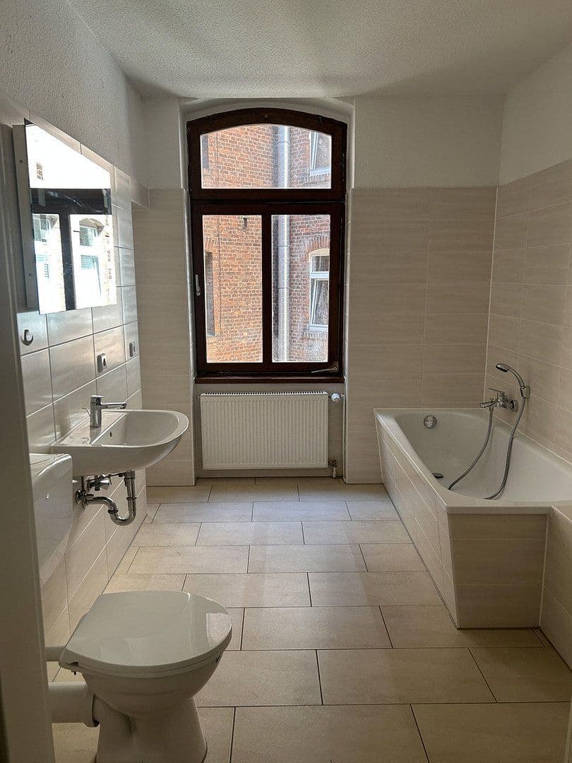 3 bedroom flat to rent, 96 m², Reilstraße 2, Halle, Saxony-Anhalt 3 bedroom flat to rent, 96 m², Reilstraße 2, Halle, Saxony-Anhalt