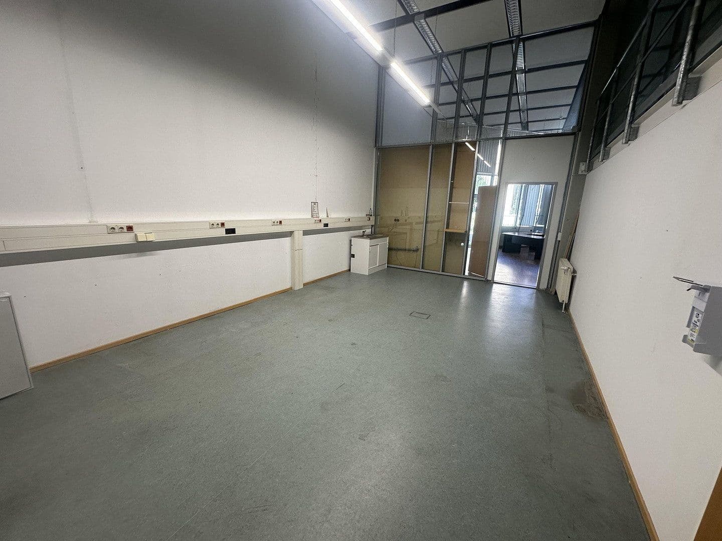 non-residential property to rent, 86 m², Georg-Schumann-Straße 294, Leipzig, Saxony non-residential property to rent, 86 m², Georg-Schumann-Straße 294, Leipzig, Saxony