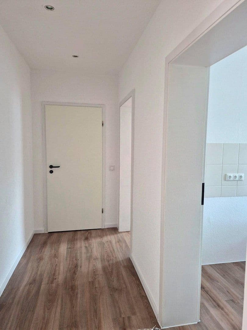 3 bedroom flat to rent, 75 m², Lomlerstraße 14, Zwenkau, Saxony 3 bedroom flat to rent, 75 m², Lomlerstraße 14, Zwenkau, Saxony