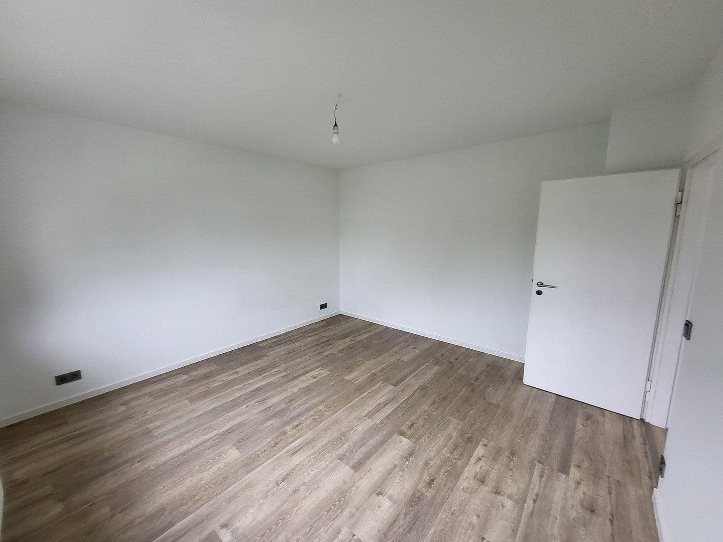 house for sale, 170 m², Schwalbach am Taunus, Hesse house for sale, 170 m², Schwalbach am Taunus, Hesse
