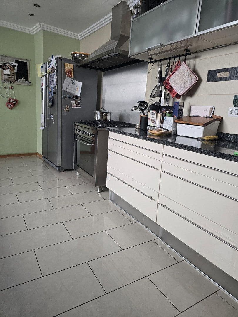 house for sale, 176 m², Speyerer Straße 23, Römerberg, Rhineland-Palatinate house for sale, 176 m², Speyerer Straße 23, Römerberg, Rhineland-Palatinate