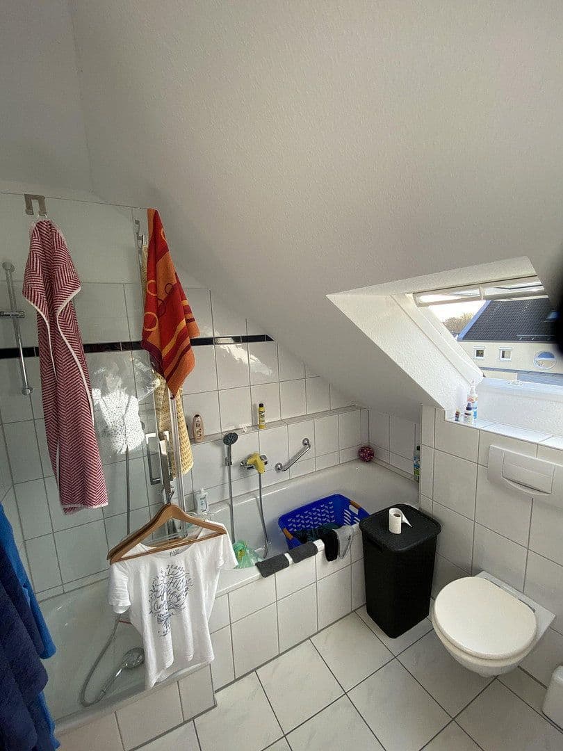 4 bedroom flat to rent, 97 m², Willy-Brandt-Str. 3, Bergisch Gladbach, North Rhine-Westphalia 4 bedroom flat to rent, 97 m², Willy-Brandt-Str. 3, Bergisch Gladbach, North Rhine-Westphalia