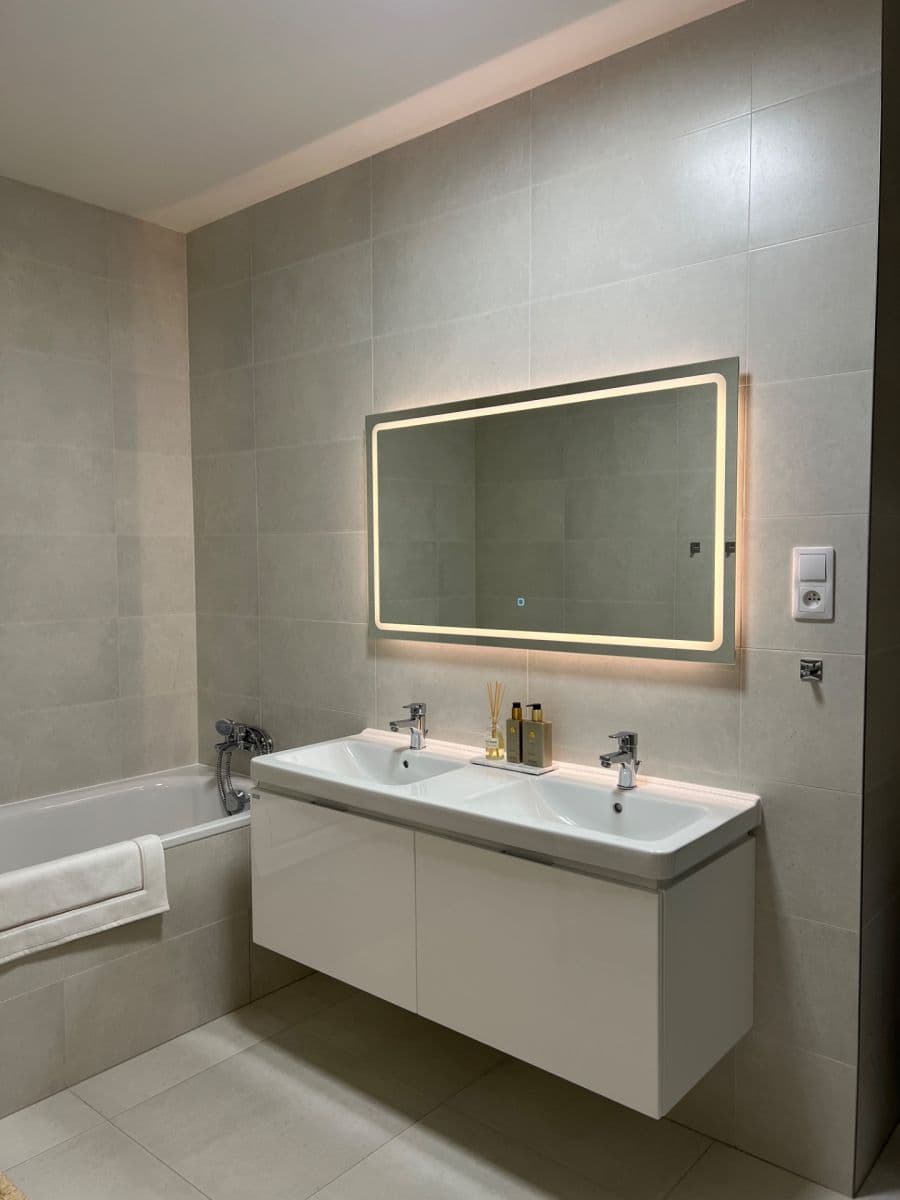 2 bedroom with open-plan kitchen flat to rent, 99 m², Pavla Beneše, Prague, Prague 2 bedroom with open-plan kitchen flat to rent, 99 m², Pavla Beneše, Prague, Prague