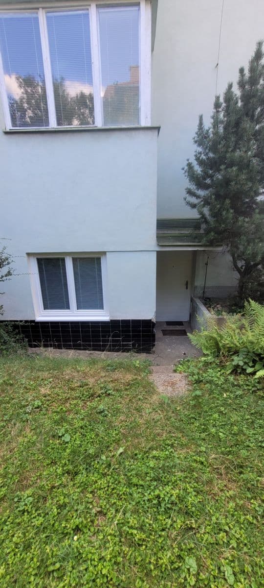 1 bedroom with open-plan kitchen flat to rent, 50 m², Sedlákova, Brno, Jihomoravský Region 1 bedroom with open-plan kitchen flat to rent, 50 m², Sedlákova, Brno, Jihomoravský Region