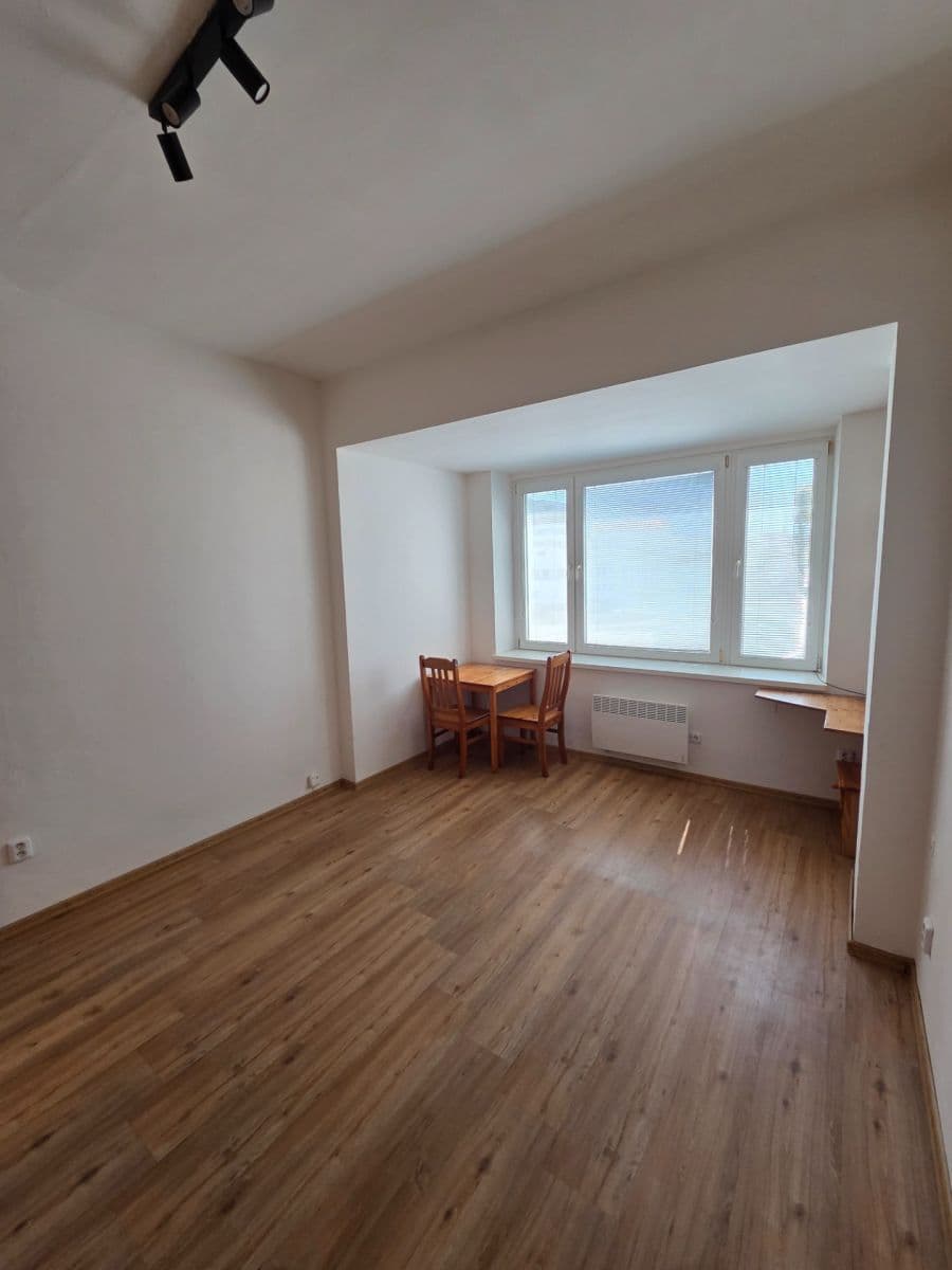 Studio flat to rent, 24 m², Bratislavská, Brno, Jihomoravský Region Studio flat to rent, 24 m², Bratislavská, Brno, Jihomoravský Region