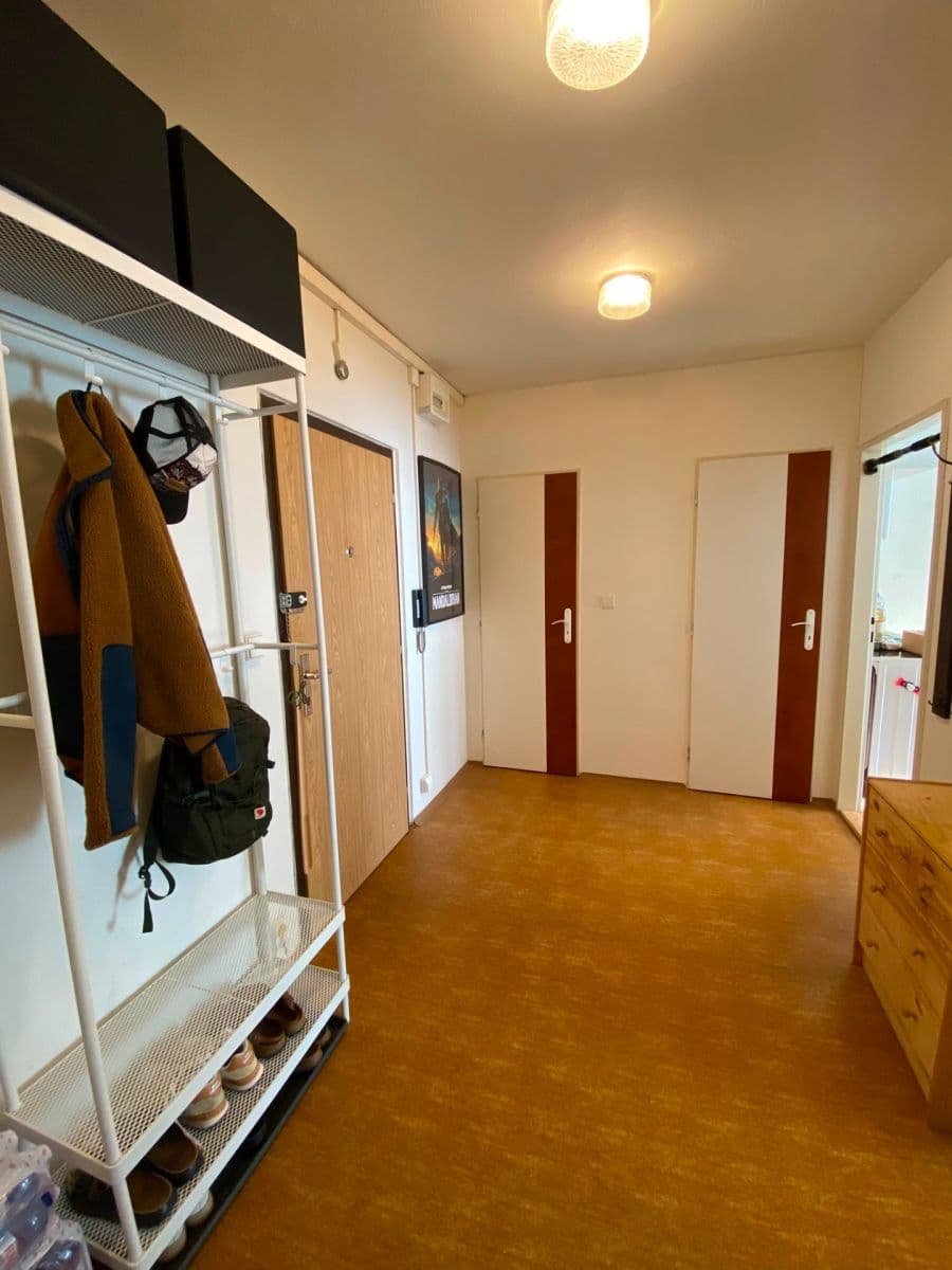 1 bedroom with open-plan kitchen flat to rent, 40 m², Bryksova, Prague, Prague 1 bedroom with open-plan kitchen flat to rent, 40 m², Bryksova, Prague, Prague