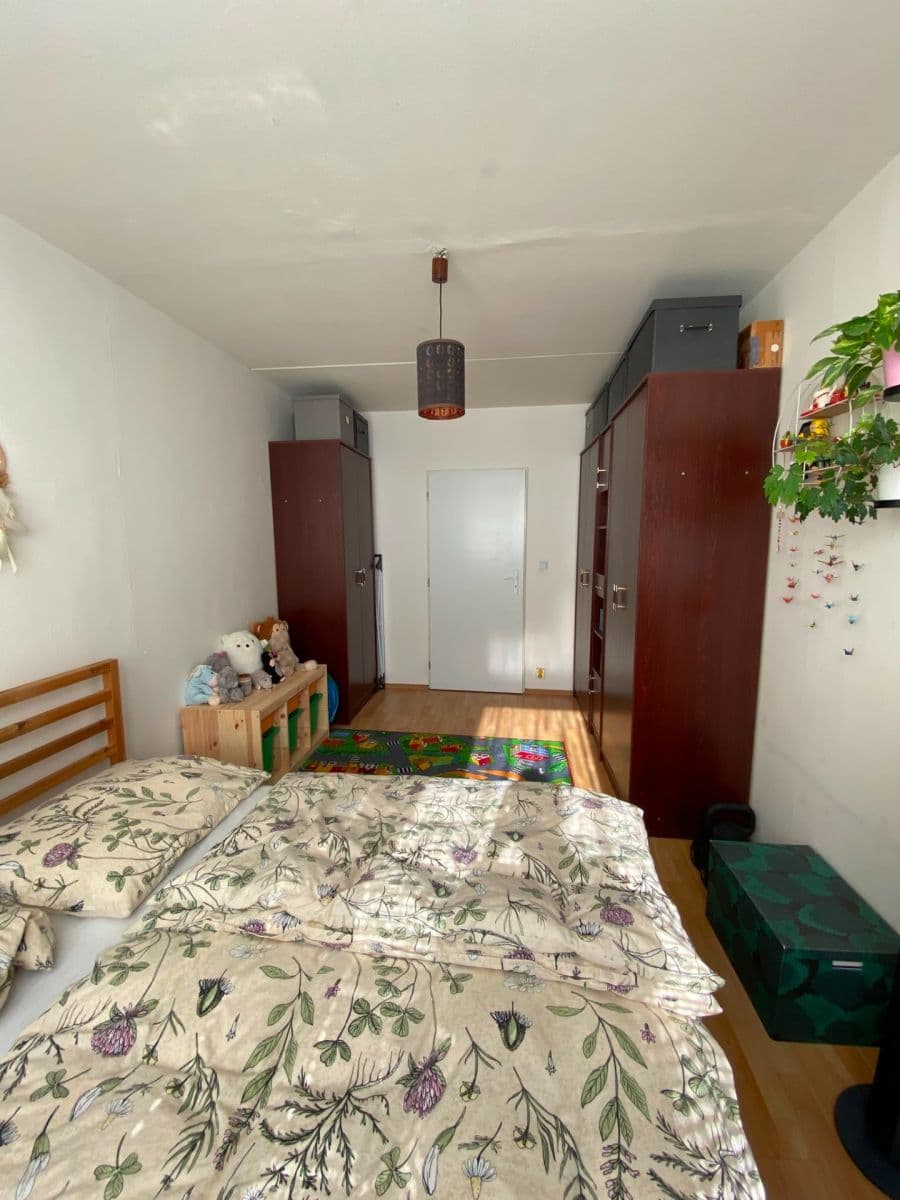 1 bedroom with open-plan kitchen flat to rent, 40 m², Bryksova, Prague, Prague 1 bedroom with open-plan kitchen flat to rent, 40 m², Bryksova, Prague, Prague