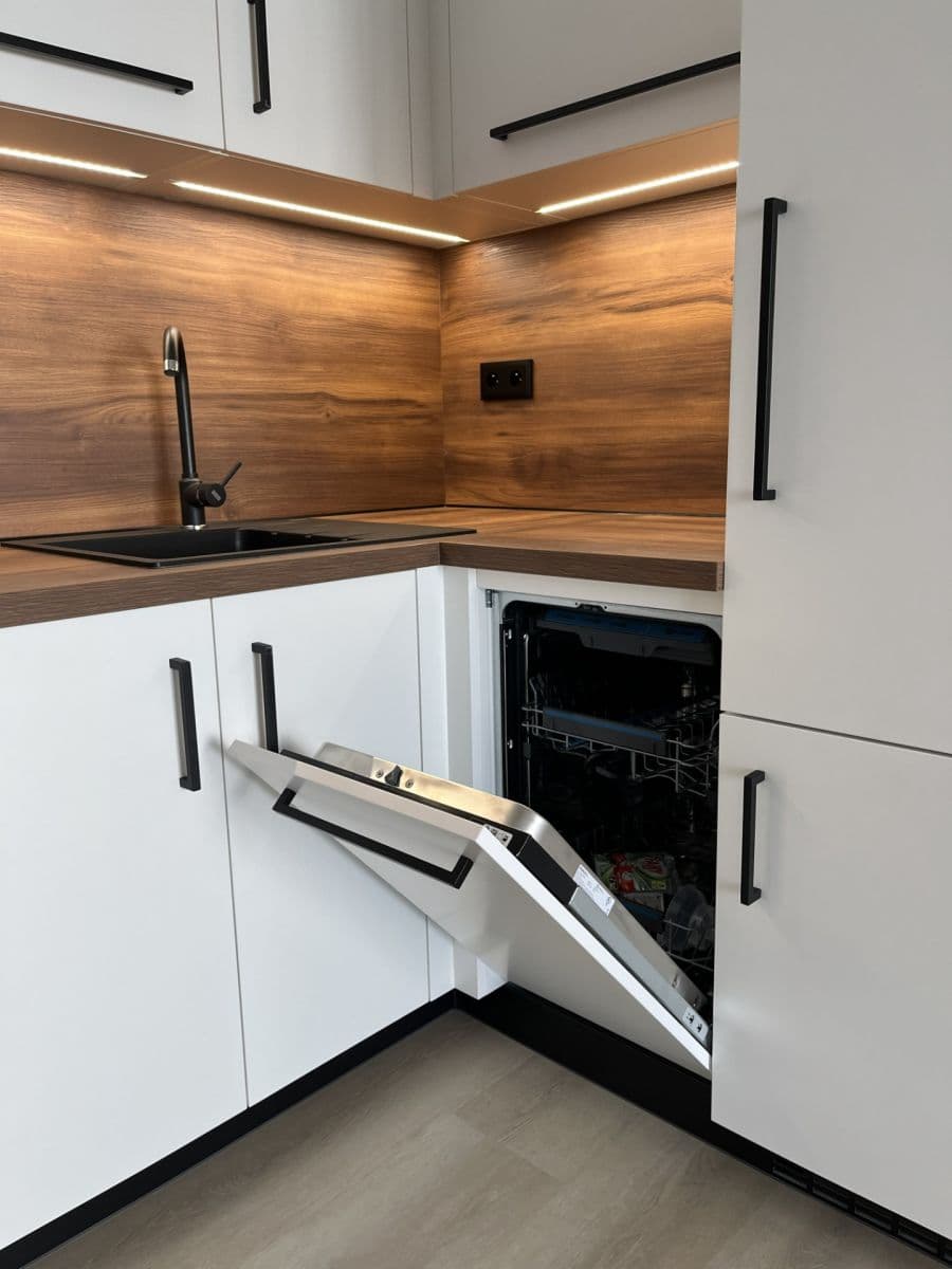 Studio flat to rent, 33 m², Třída Jiřího Pelikána, Olomouc, Olomoucký Region Studio flat to rent, 33 m², Třída Jiřího Pelikána, Olomouc, Olomoucký Region