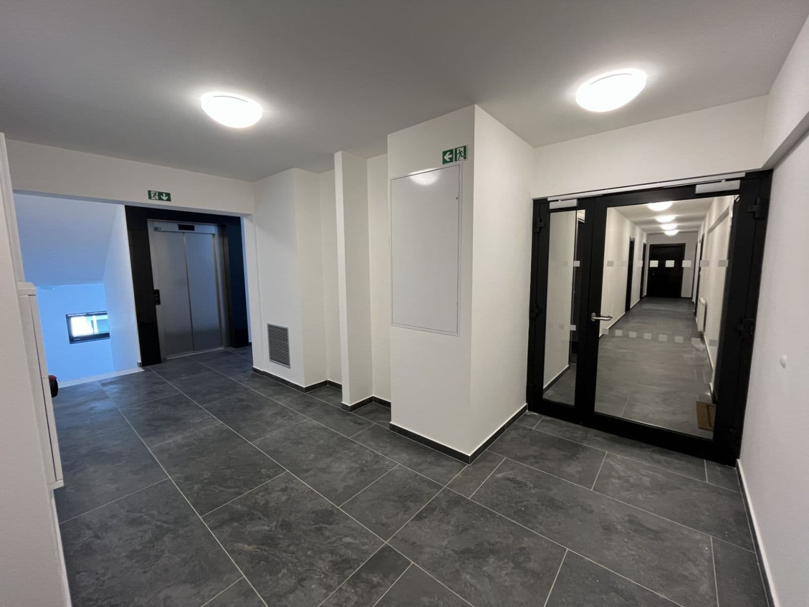 Studio flat to rent, 33 m², Třída Jiřího Pelikána, Olomouc, Olomoucký Region Studio flat to rent, 33 m², Třída Jiřího Pelikána, Olomouc, Olomoucký Region