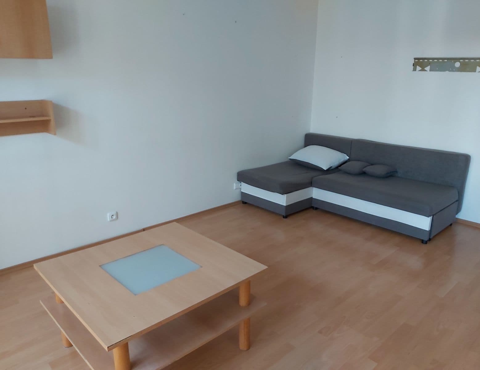1 bedroom with open-plan kitchen flat to rent, 45 m², Okružní, Vestec, Středočeský Region 1 bedroom with open-plan kitchen flat to rent, 45 m², Okružní, Vestec, Středočeský Region