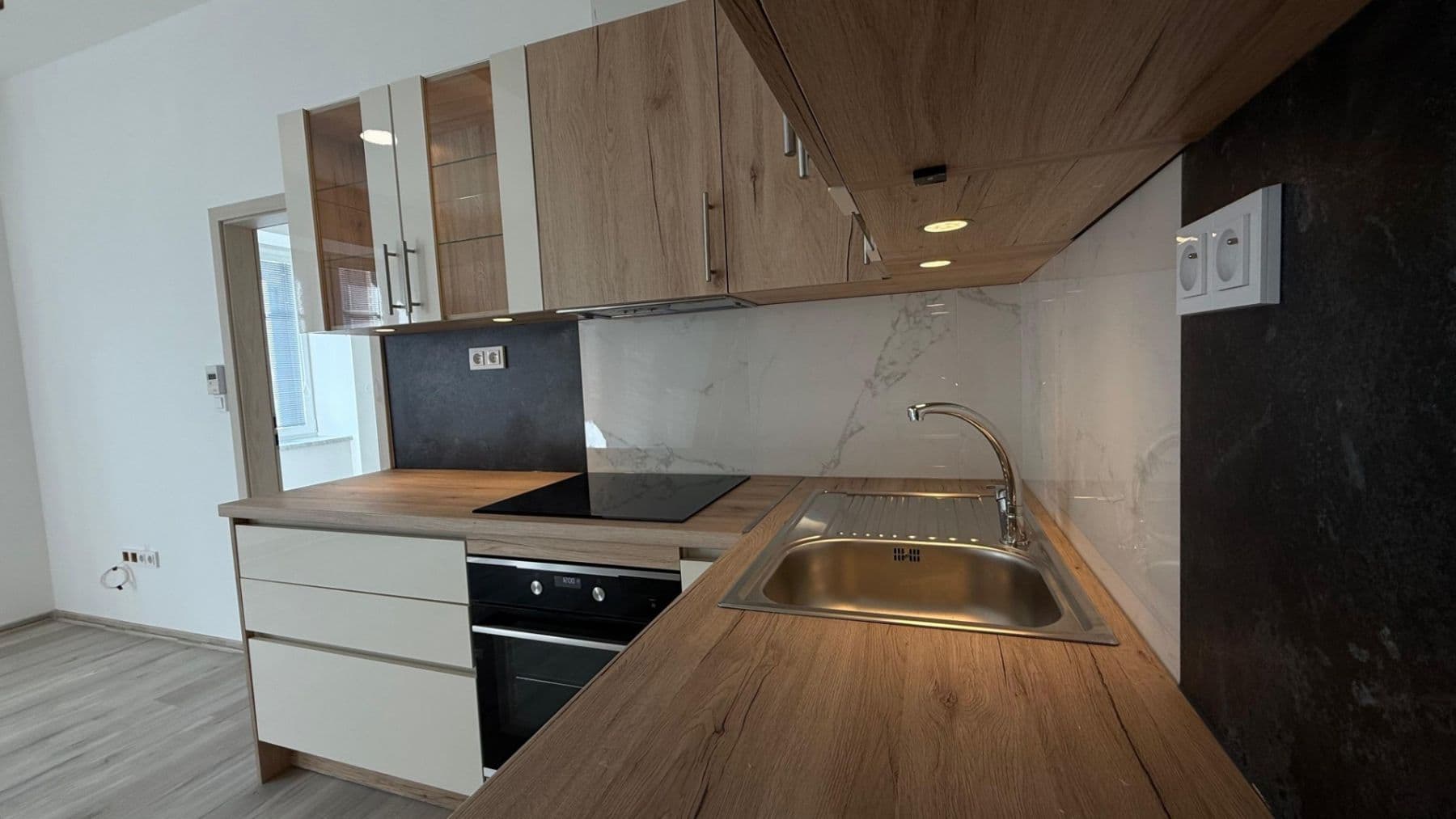 1 bedroom with open-plan kitchen flat to rent, 46 m², Železničářská, Jičín, Královéhradecký Region 1 bedroom with open-plan kitchen flat to rent, 46 m², Železničářská, Jičín, Královéhradecký Region