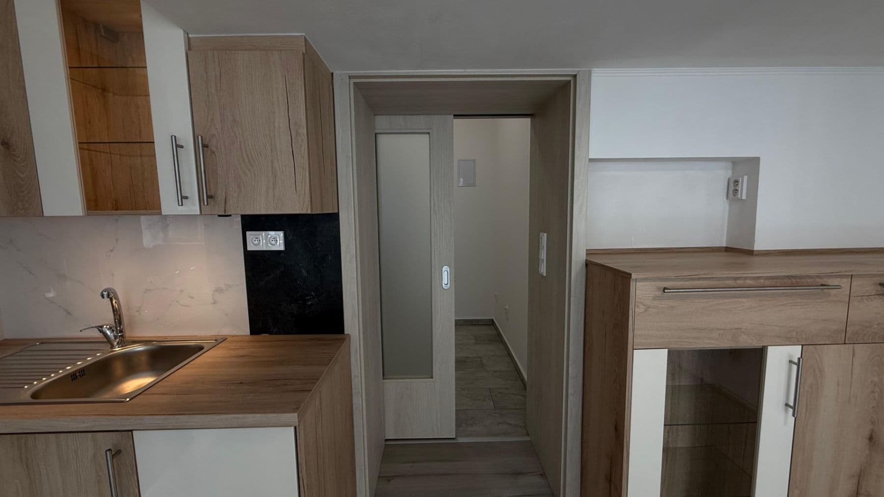 1 bedroom with open-plan kitchen flat to rent, 46 m², Železničářská, Jičín, Královéhradecký Region 1 bedroom with open-plan kitchen flat to rent, 46 m², Železničářská, Jičín, Královéhradecký Region
