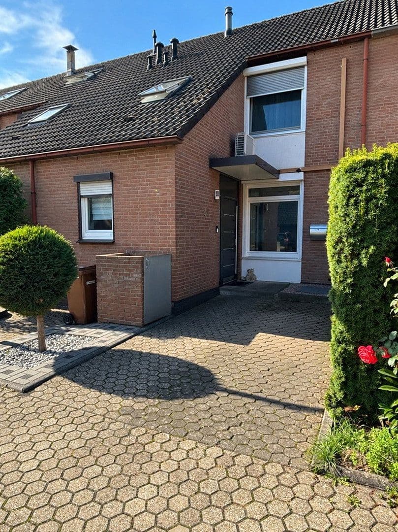 house for sale, 115 m², Erftstadt, North Rhine-Westphalia house for sale, 115 m², Erftstadt, North Rhine-Westphalia