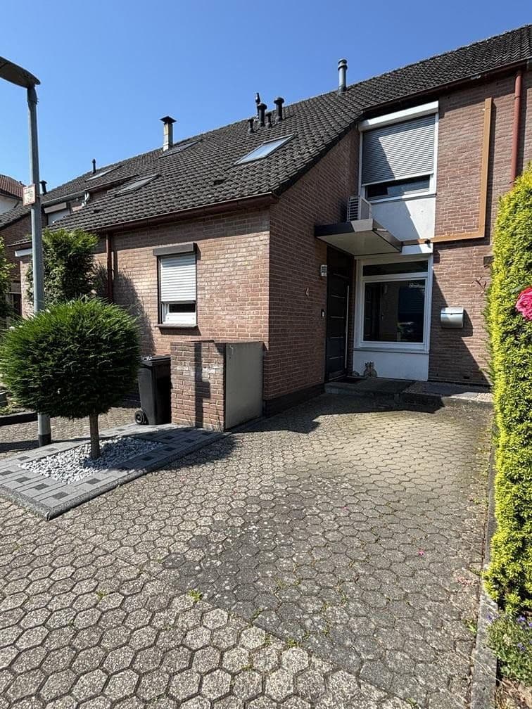 house for sale, 115 m², Erftstadt, North Rhine-Westphalia house for sale, 115 m², Erftstadt, North Rhine-Westphalia