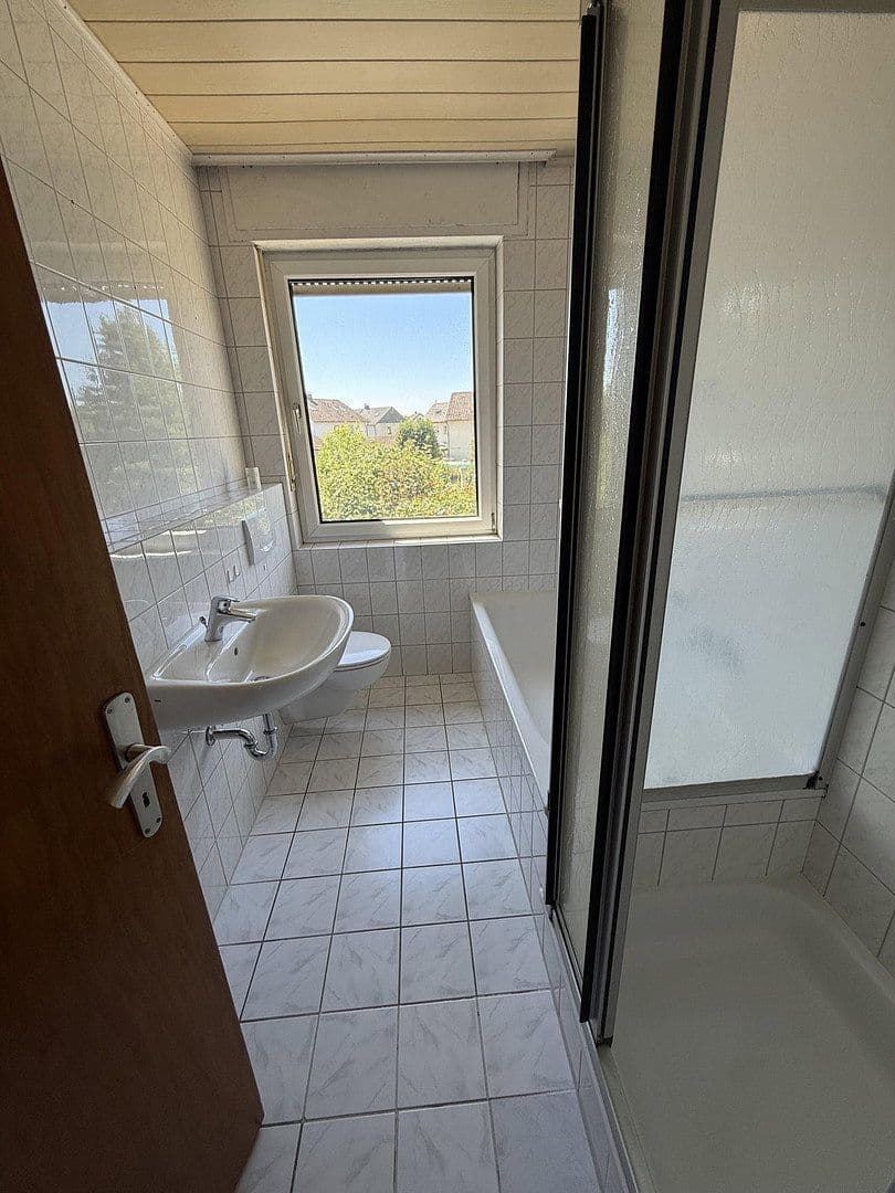 4 bedroom flat to rent, 75 m², Martin-luther-str. 16, Borgholzhausen, North Rhine-Westphalia 4 bedroom flat to rent, 75 m², Martin-luther-str. 16, Borgholzhausen, North Rhine-Westphalia