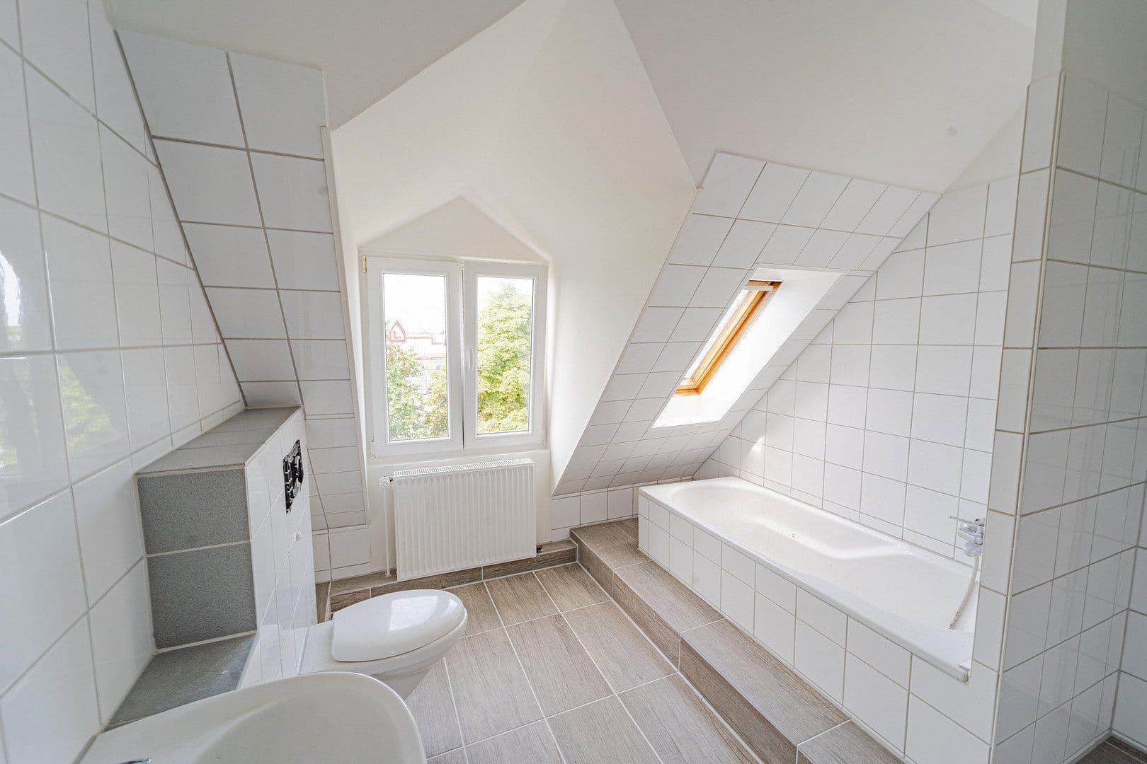 4 bedroom flat to rent, 110 m², Schwartauer Allee 121, Lübeck, Schleswig-Holstein 4 bedroom flat to rent, 110 m², Schwartauer Allee 121, Lübeck, Schleswig-Holstein