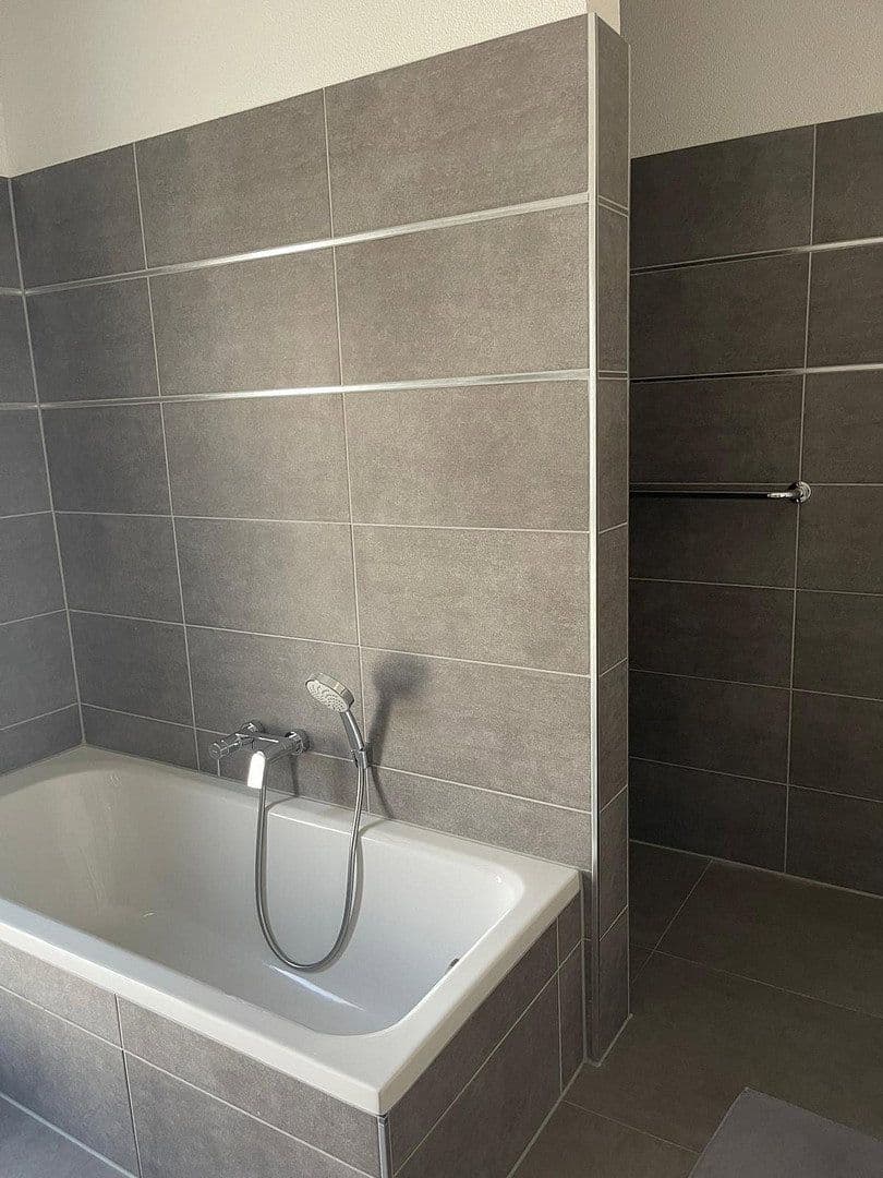 house for sale, 230 m², Fritz-Winkler-Str. 7, Ludwigshafen am Rhein - Oppau, Rhineland-Palatinate house for sale, 230 m², Fritz-Winkler-Str. 7, Ludwigshafen am Rhein - Oppau, Rhineland-Palatinate