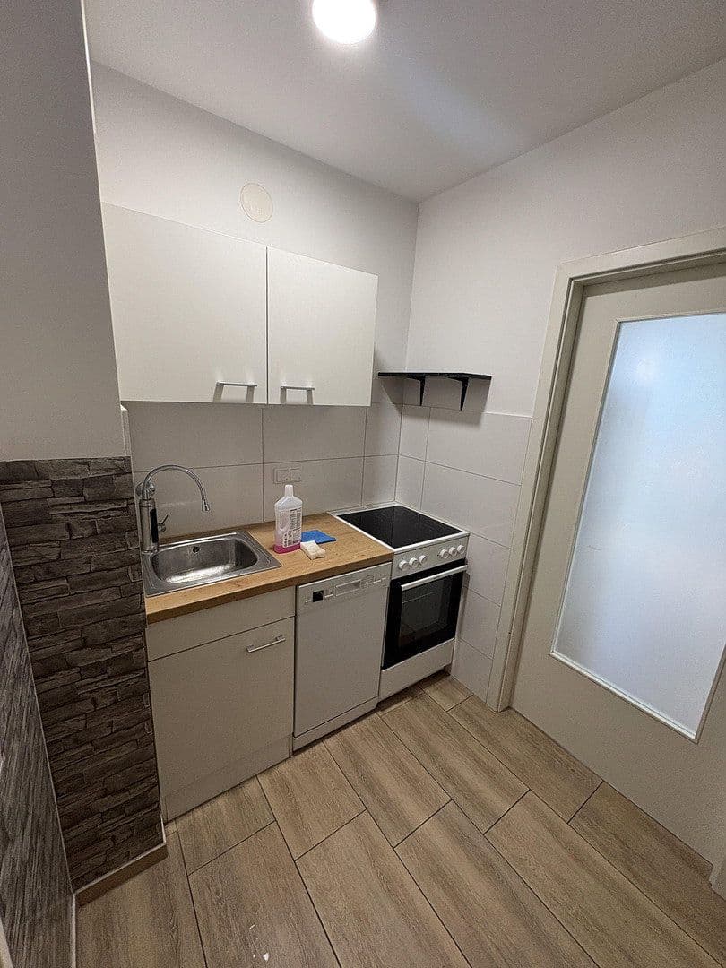 1 bedroom flat to rent, 28 m², Erlangen, Bavaria 1 bedroom flat to rent, 28 m², Erlangen, Bavaria
