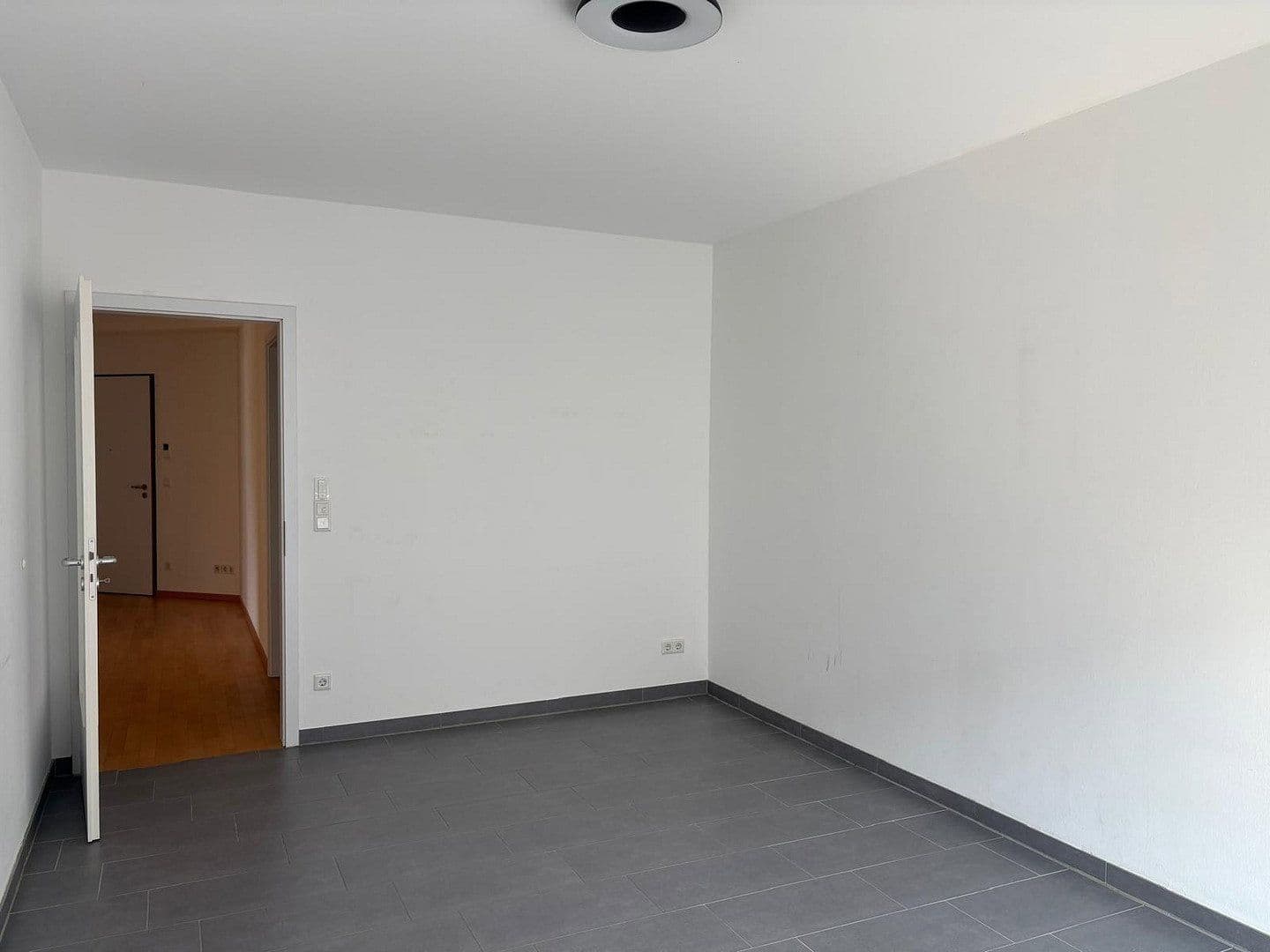 3 bedroom flat to rent, 105 m², Rostock, Mecklenburg-Vorpommern 3 bedroom flat to rent, 105 m², Rostock, Mecklenburg-Vorpommern