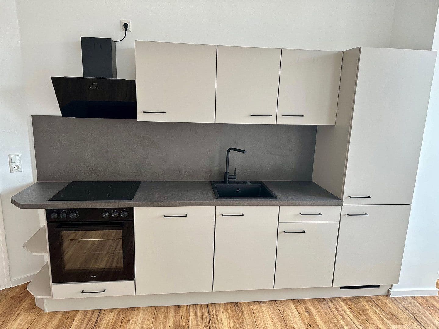 1 bedroom with open-plan kitchen flat to rent, 72 m², Melanchthonstraße, 6, Braunschweig, Lower Saxony 1 bedroom with open-plan kitchen flat to rent, 72 m², Melanchthonstraße, 6, Braunschweig, Lower Saxony
