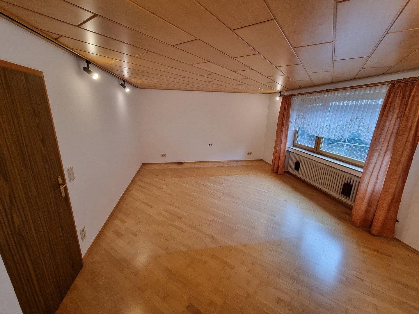 house for sale, 177 m², Tuttlingen, Baden-Württemberg house for sale, 177 m², Tuttlingen, Baden-Württemberg