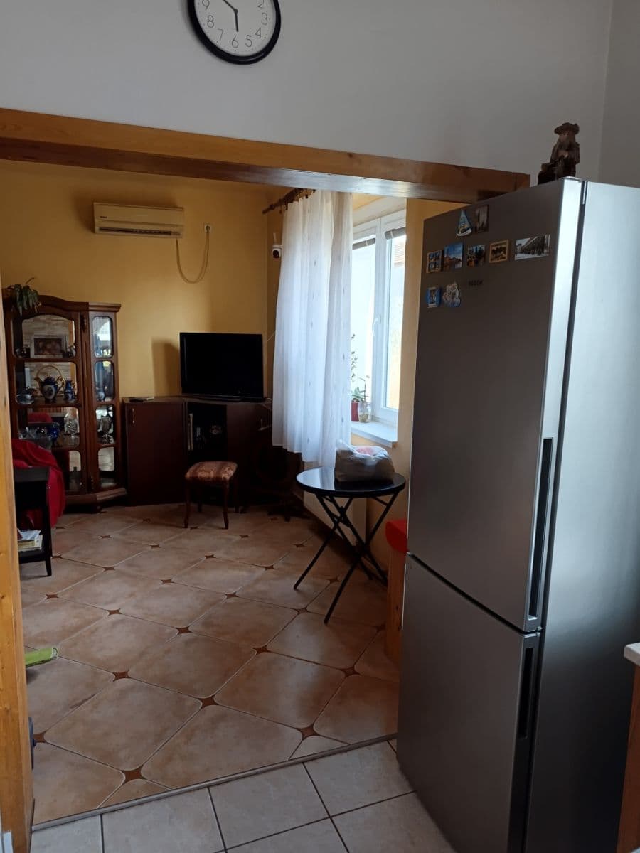 2 bedroom flat to rent, 91 m², Severní, Větrušice, Středočeský Region 2 bedroom flat to rent, 91 m², Severní, Větrušice, Středočeský Region