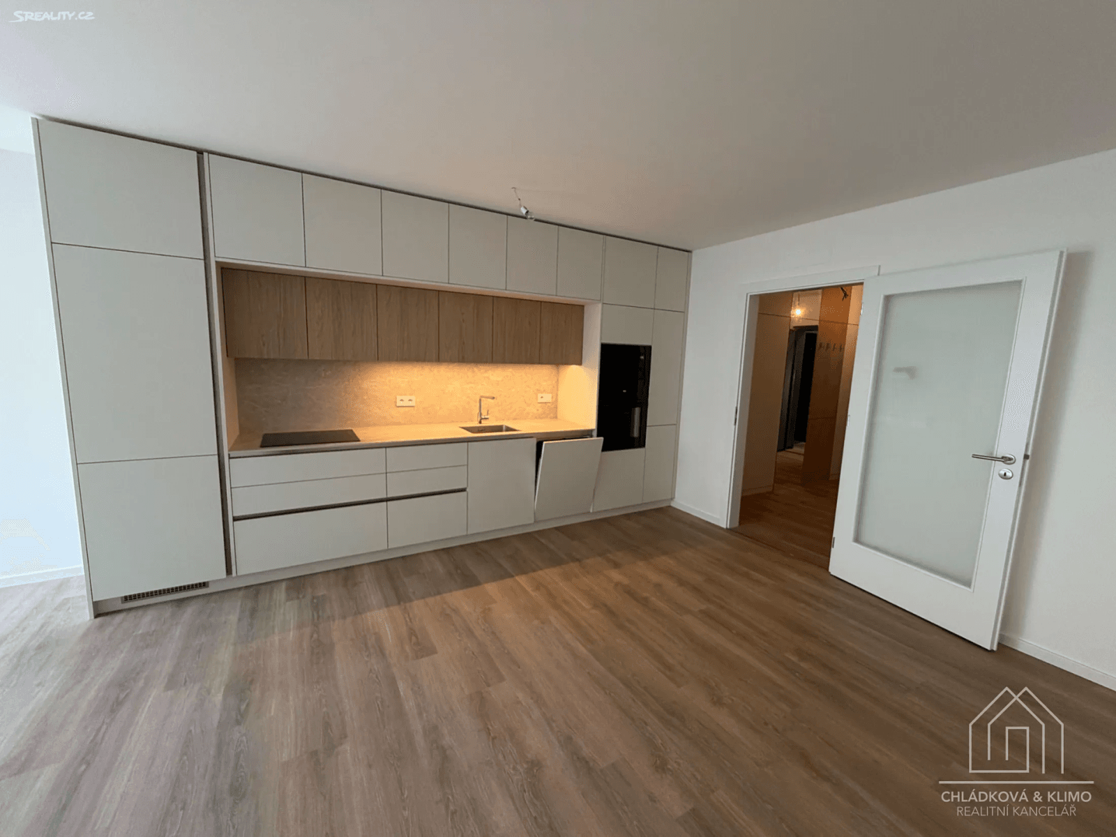 Studio flat to rent, 49 m², Cukerní, Prague, Prague Studio flat to rent, 49 m², Cukerní, Prague, Prague